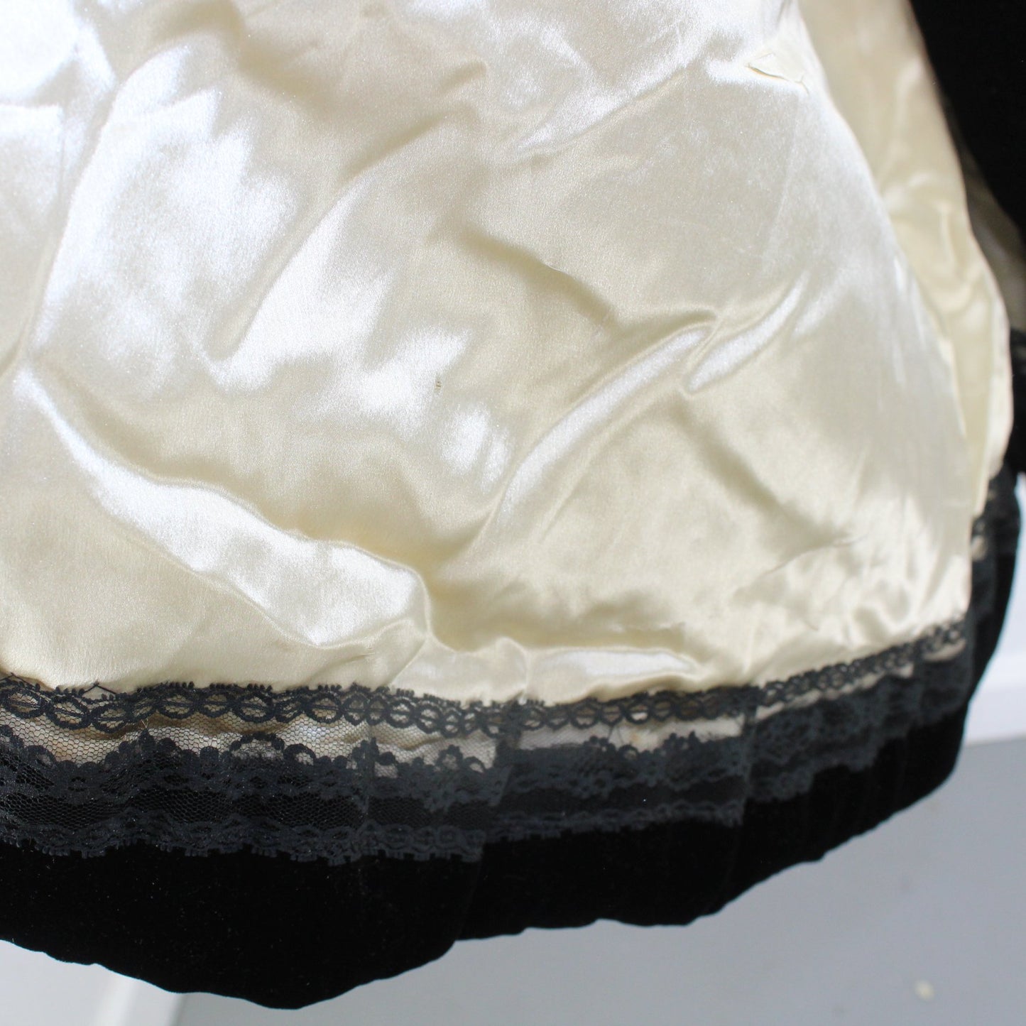 Antique Black Velvet Coat Cream Fur Collar Charles Inc Springfield Hartford hem