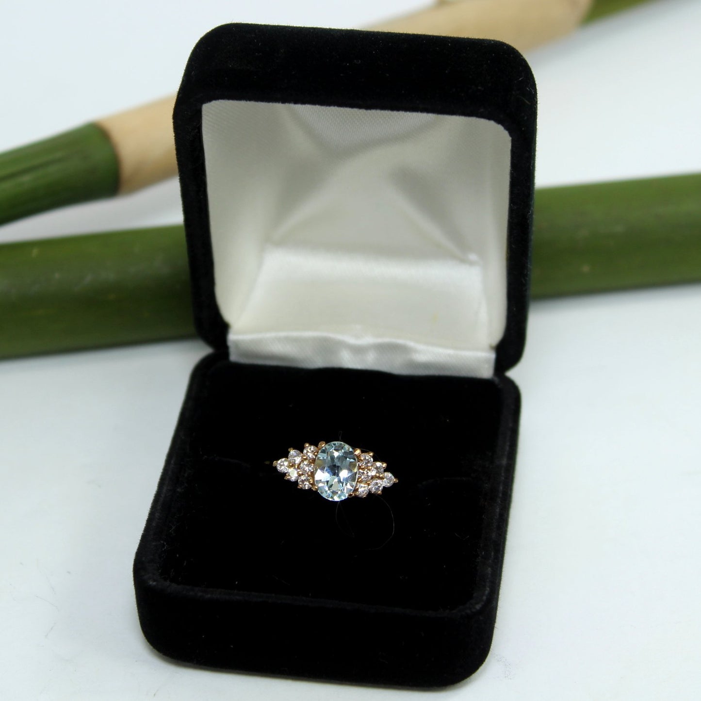 Attractive Sparkle Costume Ring Oval Blue Stone Clear Crystals Prong Set Size 11