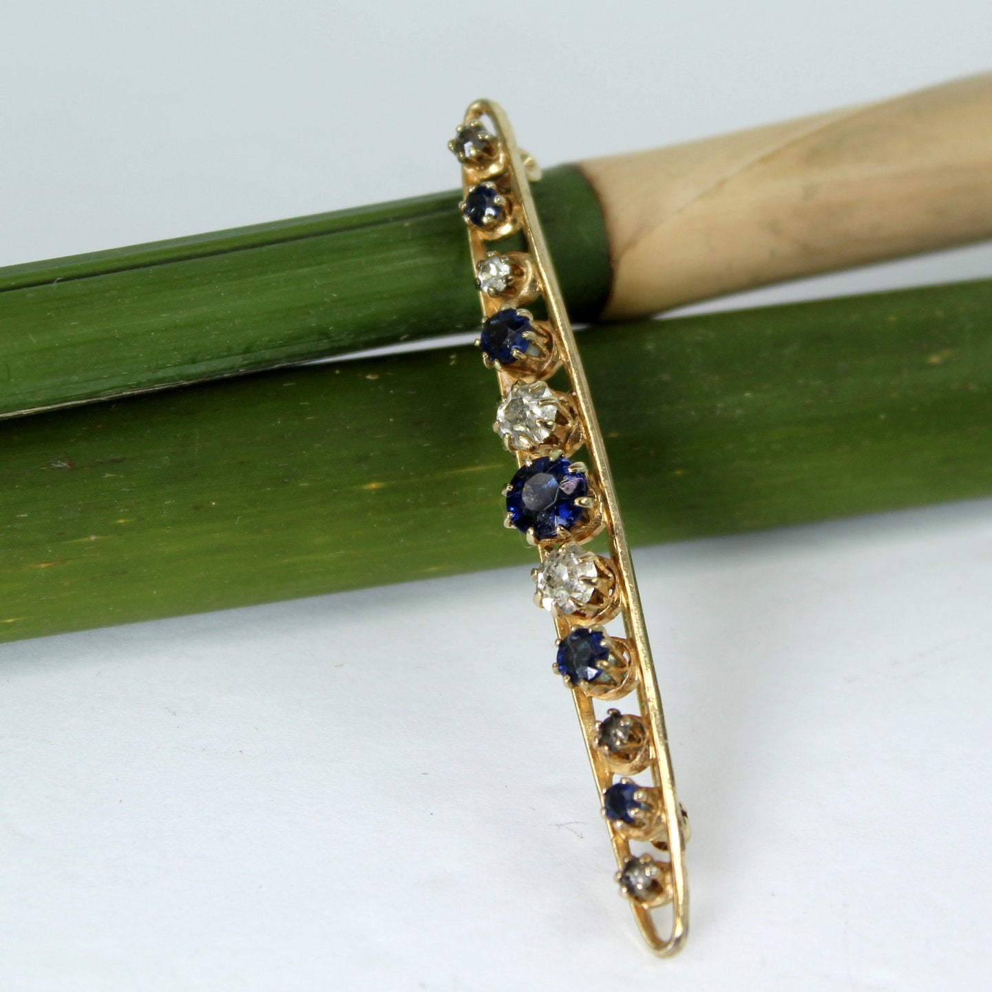 Attractive Bar Pin Prong Set Blue Smoke Clear Glass Stones Vintage