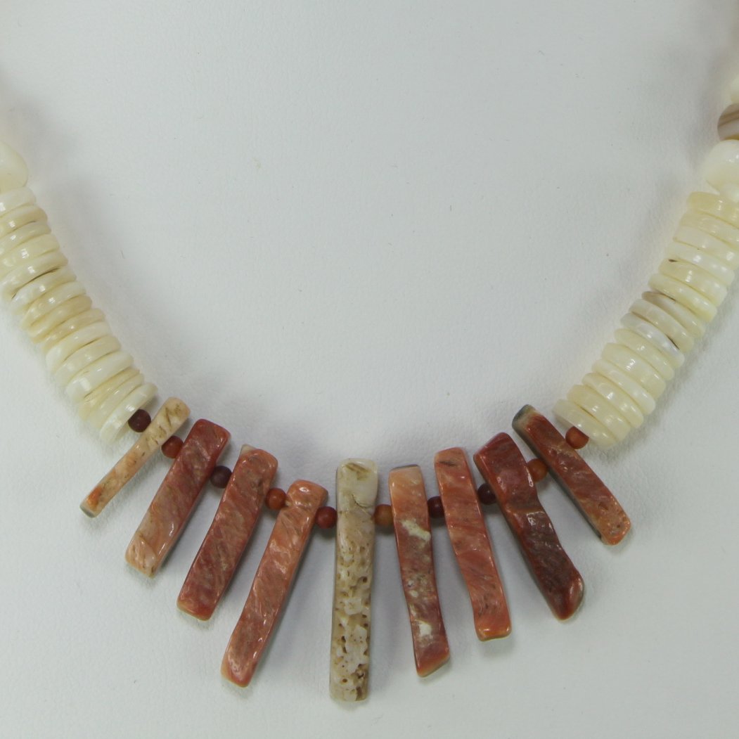 Cut Shell Necklace Abalone Focal Coral Color Beads red abalone closseup