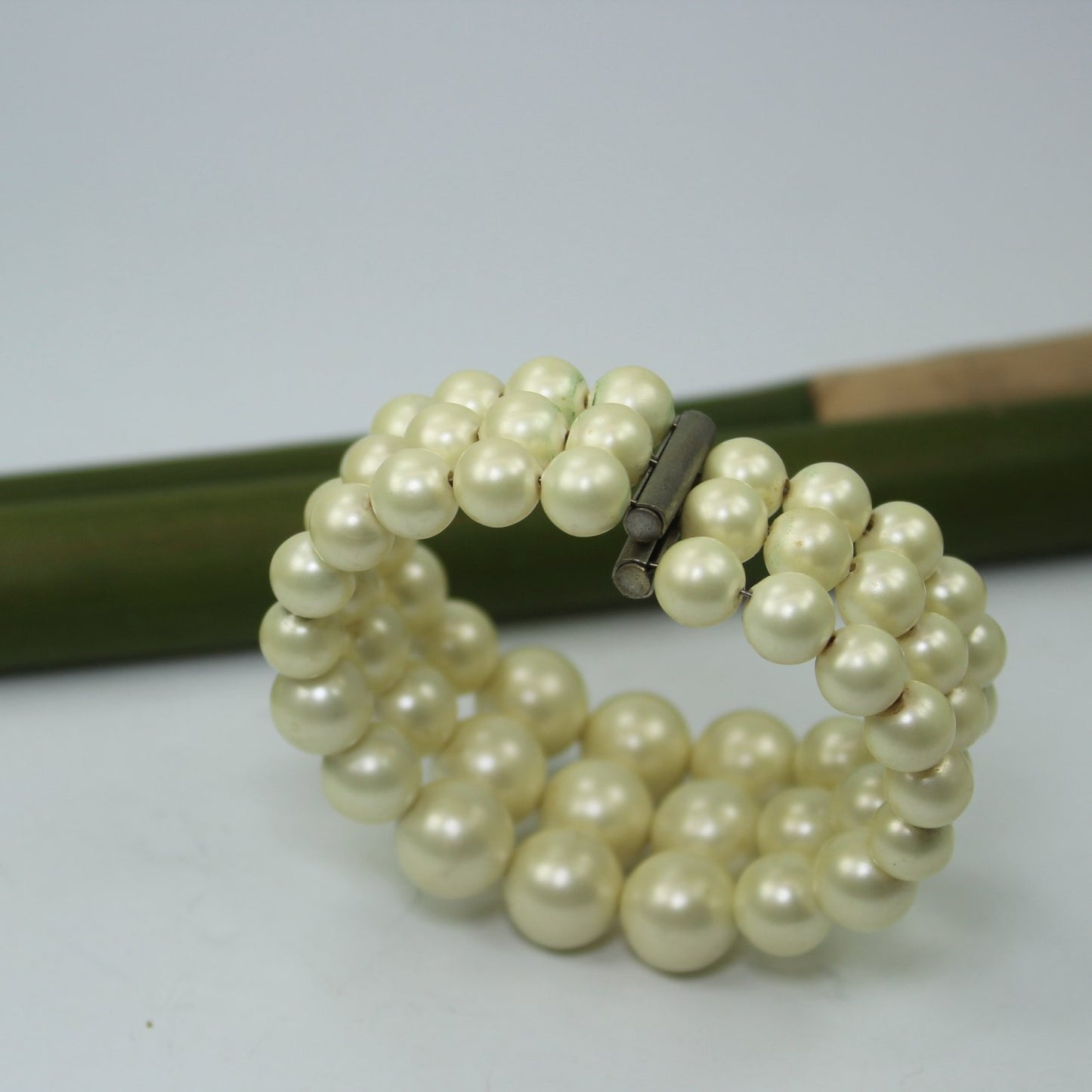 Mid Century Pearl Bracelet Memory Wired 3 Strand Cuff findings pix
