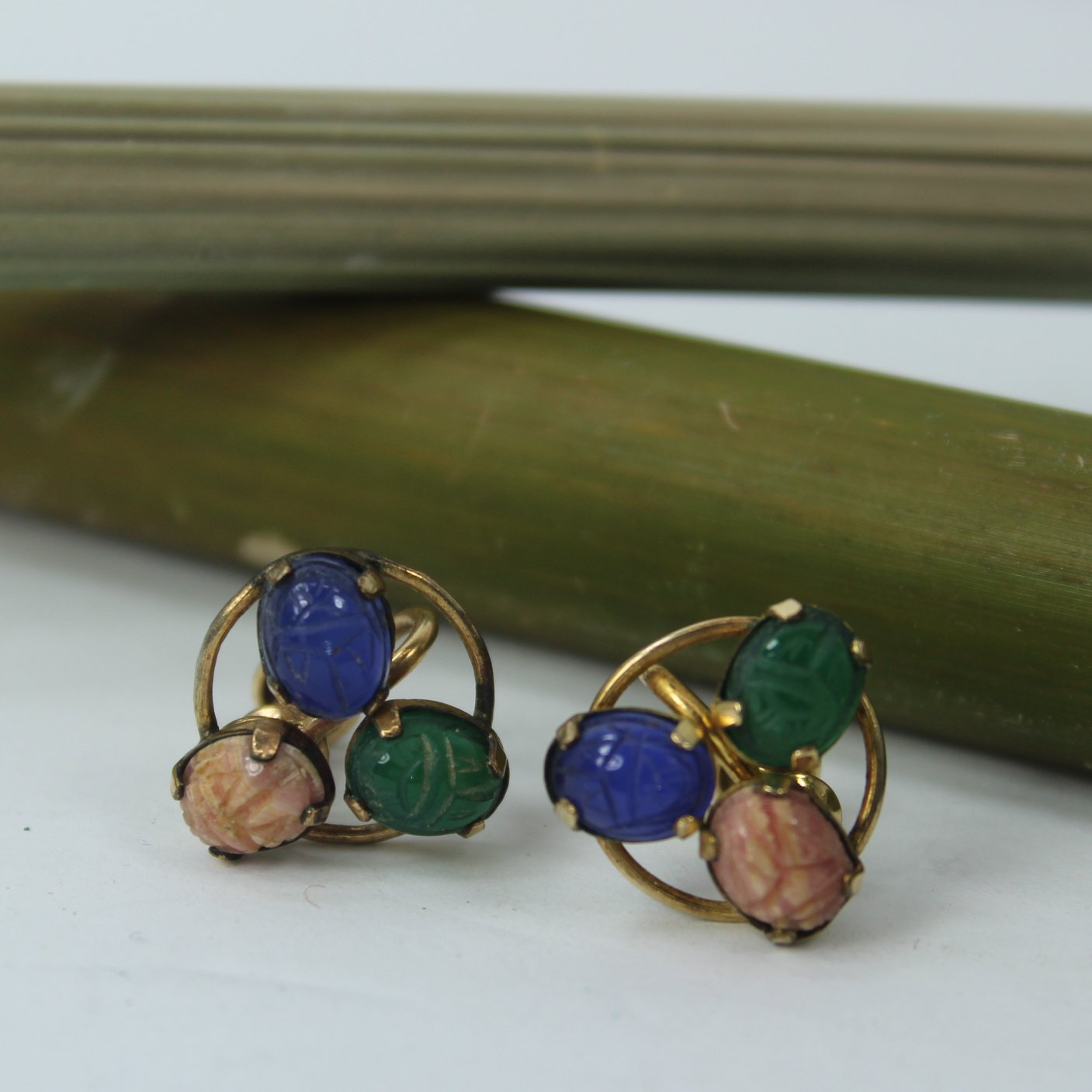 CC Mark Scarab 3 Stone Screw Earrings Mid Century 1/20 12K GF straight on view