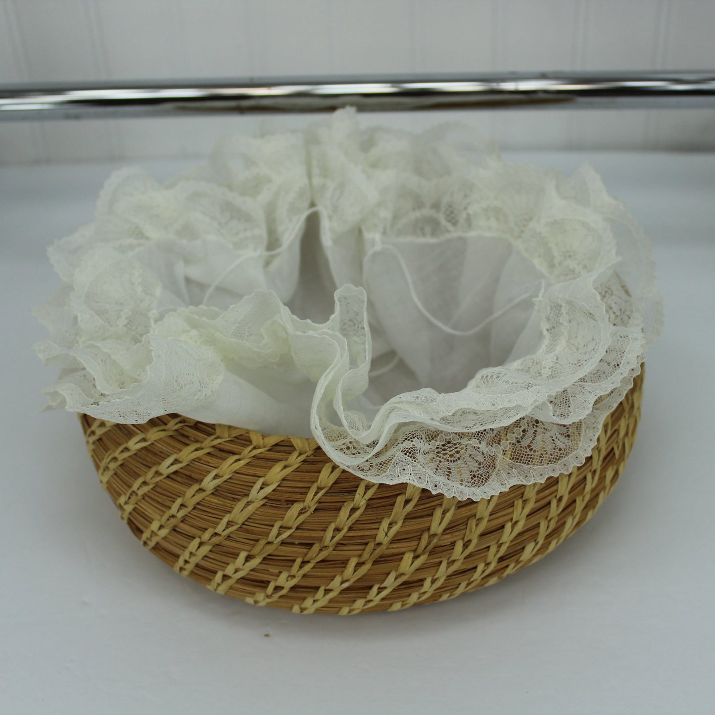 Basket White Organdy Bun Keeper Warmer Pockets With Cord Closing