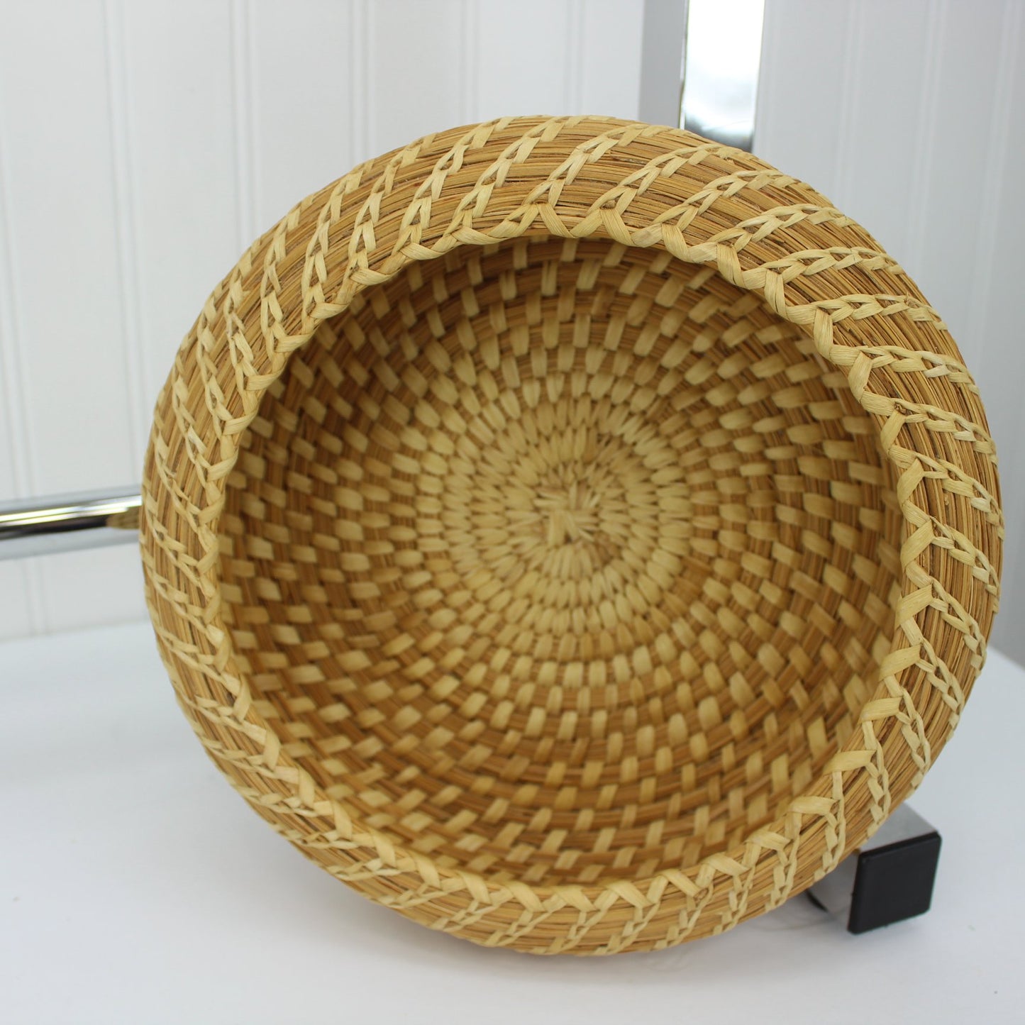 Basket White Organdy Bun Keeper Warmer Pockets With Cord Closing basket