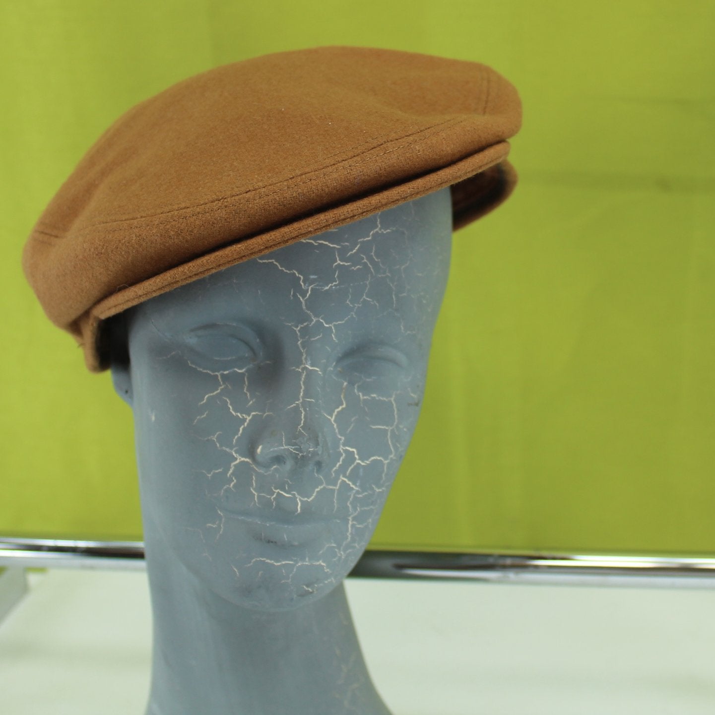 Cavanagh Cap Driver Newsboy Snap Brim Ear Cover Italy Camel 70% Wool 30% Nylon XL brim snapped