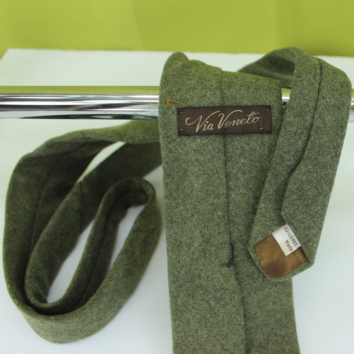 Via Veneto Italy Vintage Necktie Lambswool Nylon Mossy Green 54" X 3"