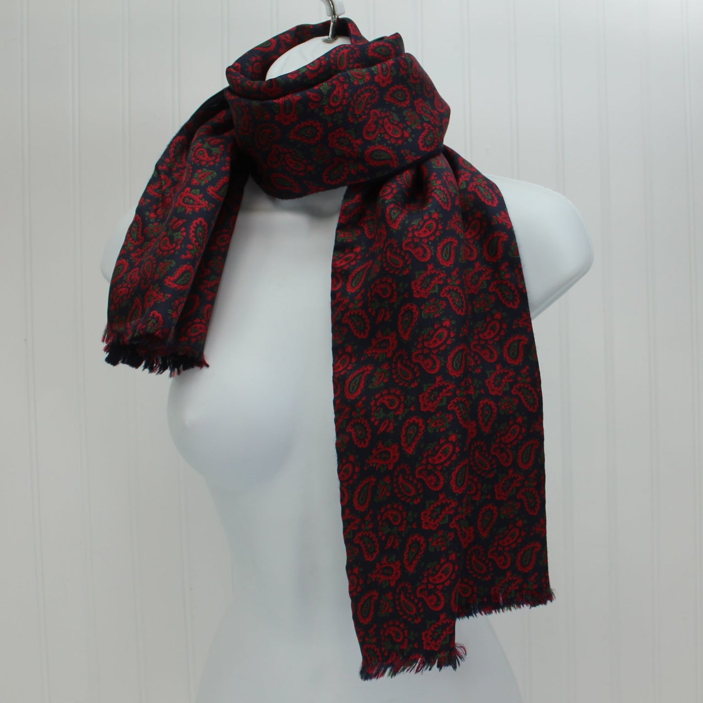 Elegant Paisley Silk Scarf Zephyr Navy Blue Wool Lined 48" X 10 3/4" Vtg USA lovely toasty warm