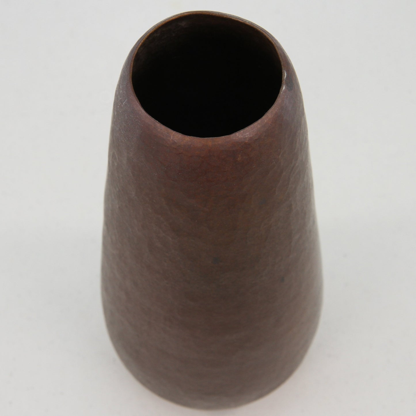 Santa Clara del Cobre signed JCLR hammered copper vase top view1