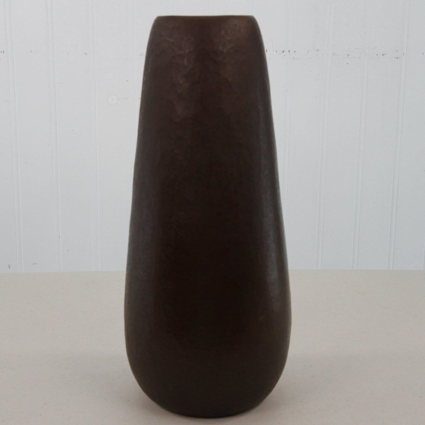 Santa Clara del Cobre signed JCLR hammered copper vase full view2