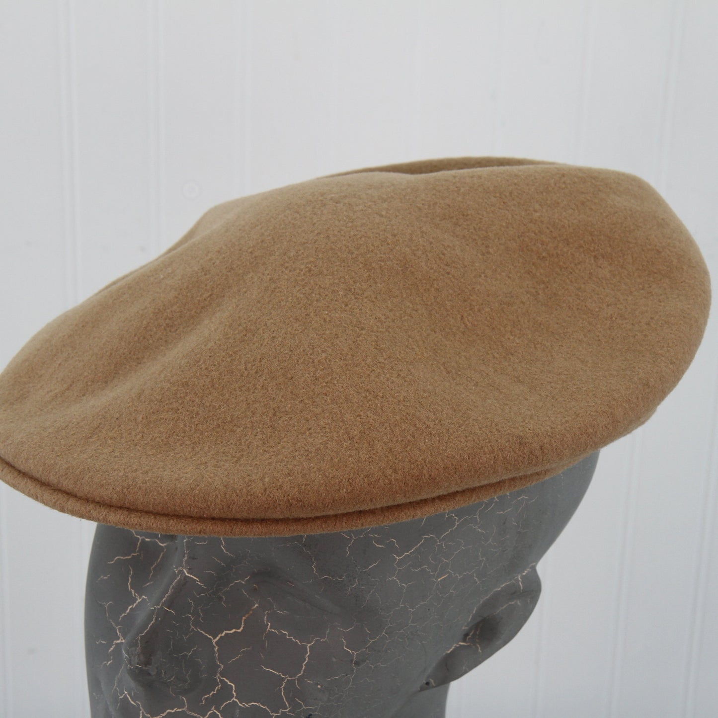 Pair Kangol Driving Caps Tan & White 3