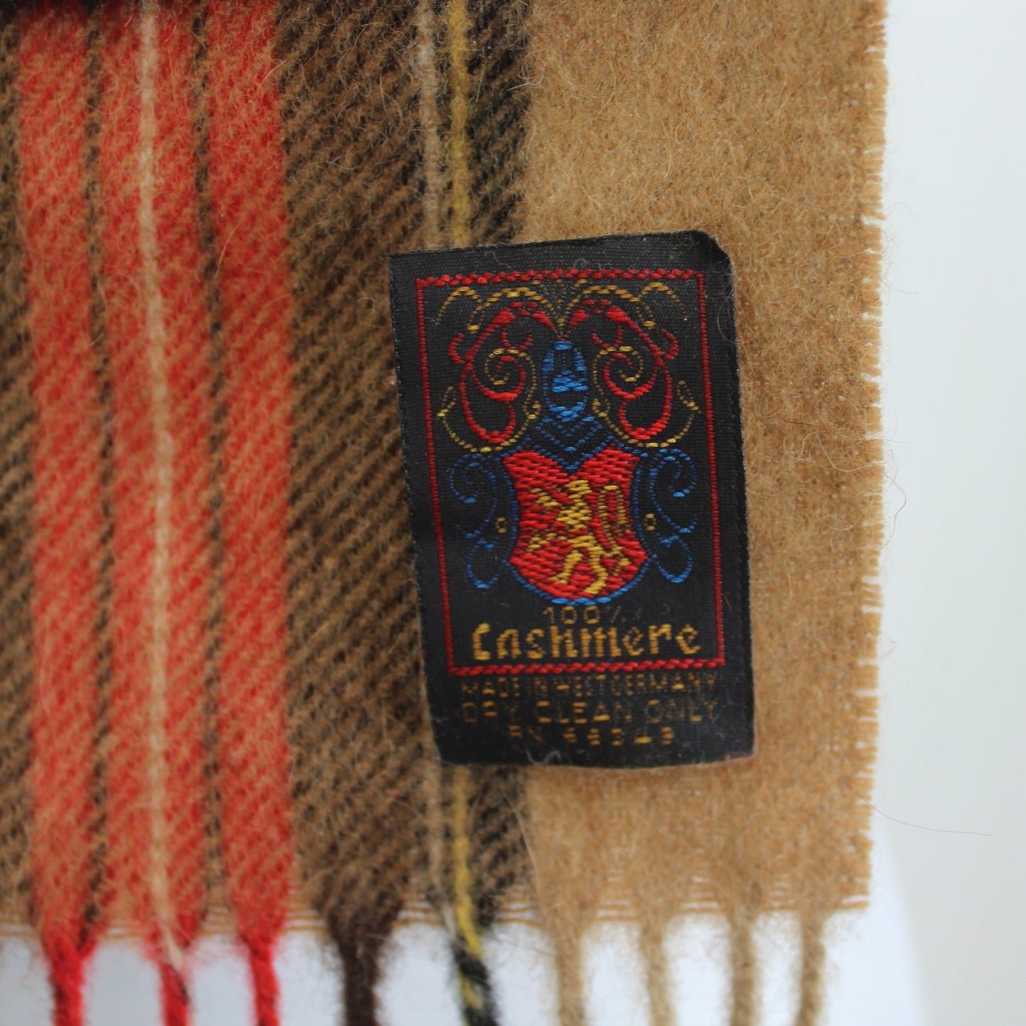 Neck Scarf 100% Cashmere Camel Red Plaid Bloomingdales Peterborough Row Made W Germany maker tag