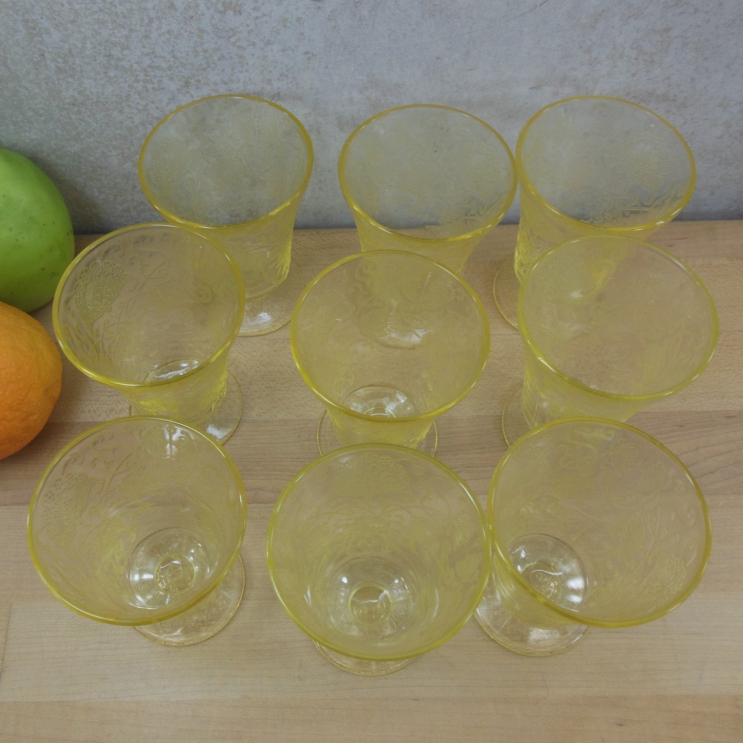 Hazel Atlas Florentine Yellow 2 - Footed Juice Glasses 9 Set vintage 1930's