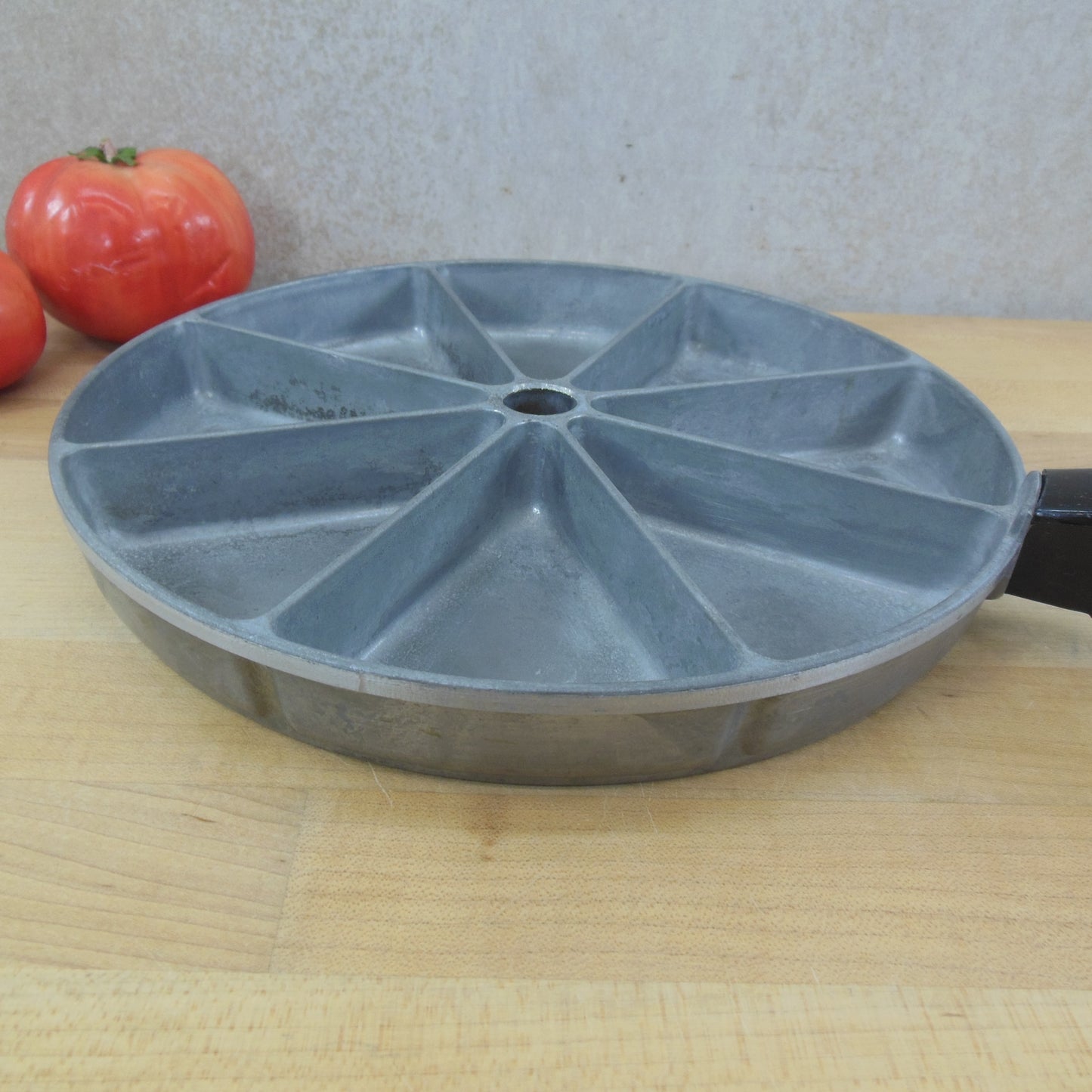 Nordic Ware Jon E Bake Divided Cornbread Pan Skillet - Northland Aluminum vintage