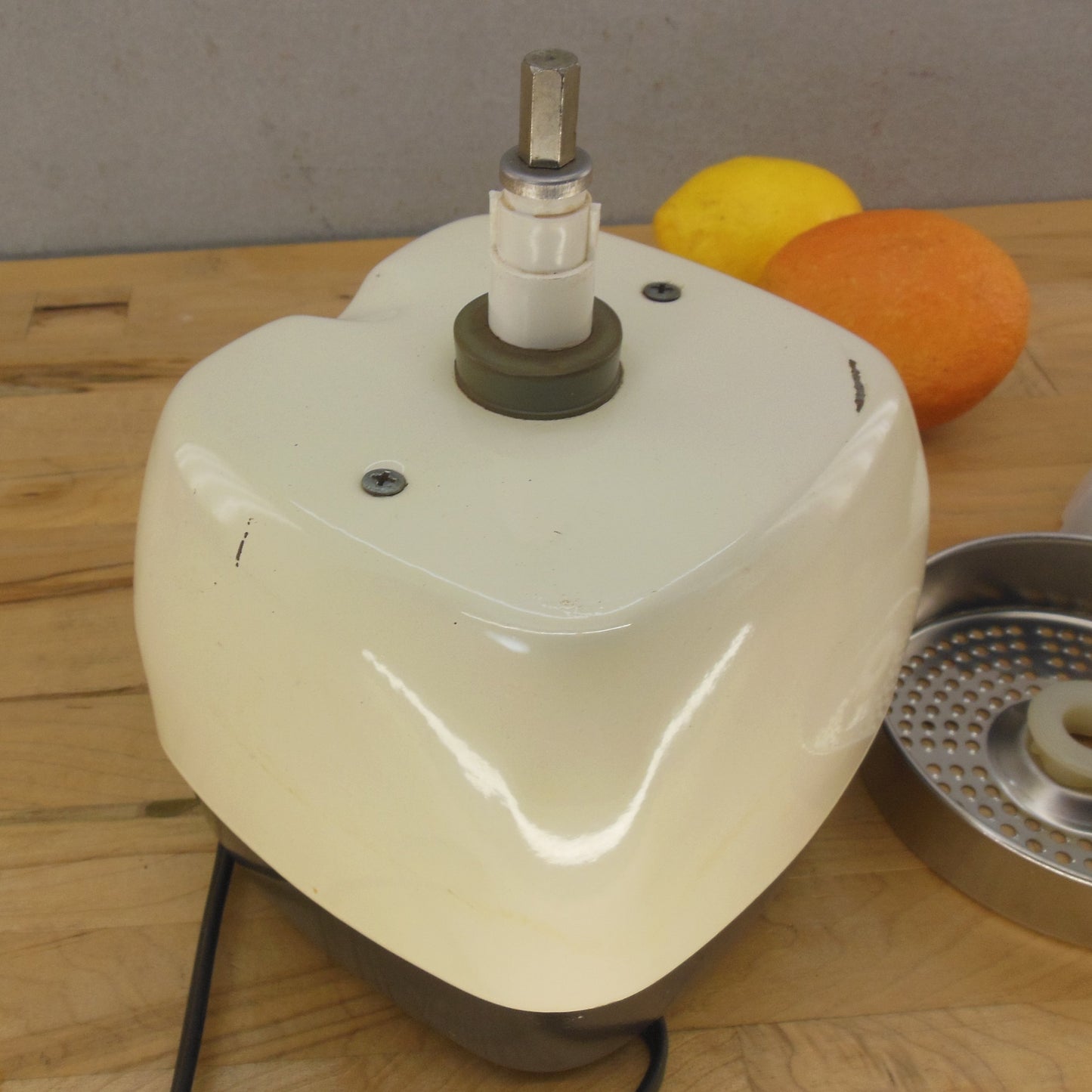 Proctor Silex Juicit Orange Juicer Squeezer Electric Reamer Tan Brown used