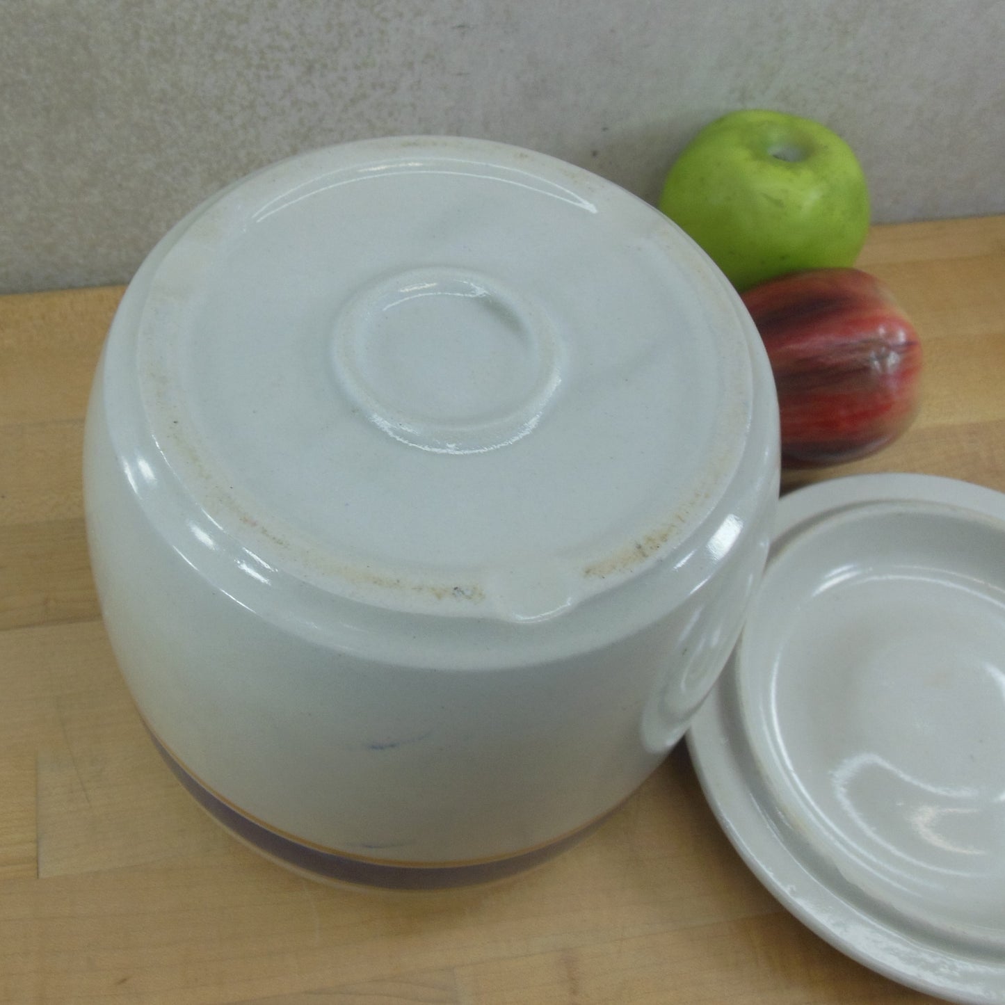 Unbranded Orange/Blue Stripe Banded Stoneware Pottery Cookie Jar Kitchen Canister Bottom