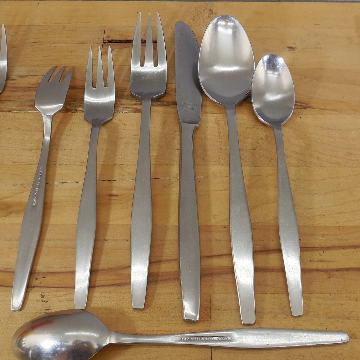 Unbranded Japan MCM Stainless Flatware Service For 6 Scan Modern Vintage Used