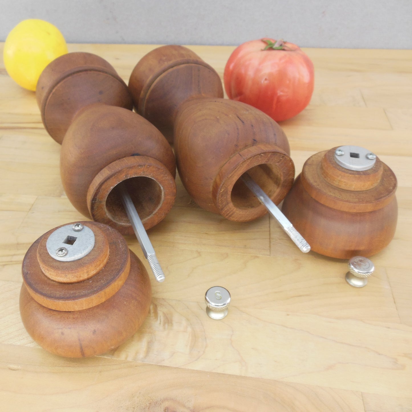 Jack Brown Pair Turned Cherry Wood Salt Pepper Mill Grinder Shakers 8.5"