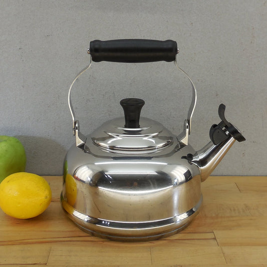Le Creuset Tea Kettle Stainless Steel Whistling Pot 1.7QT 1.6 L