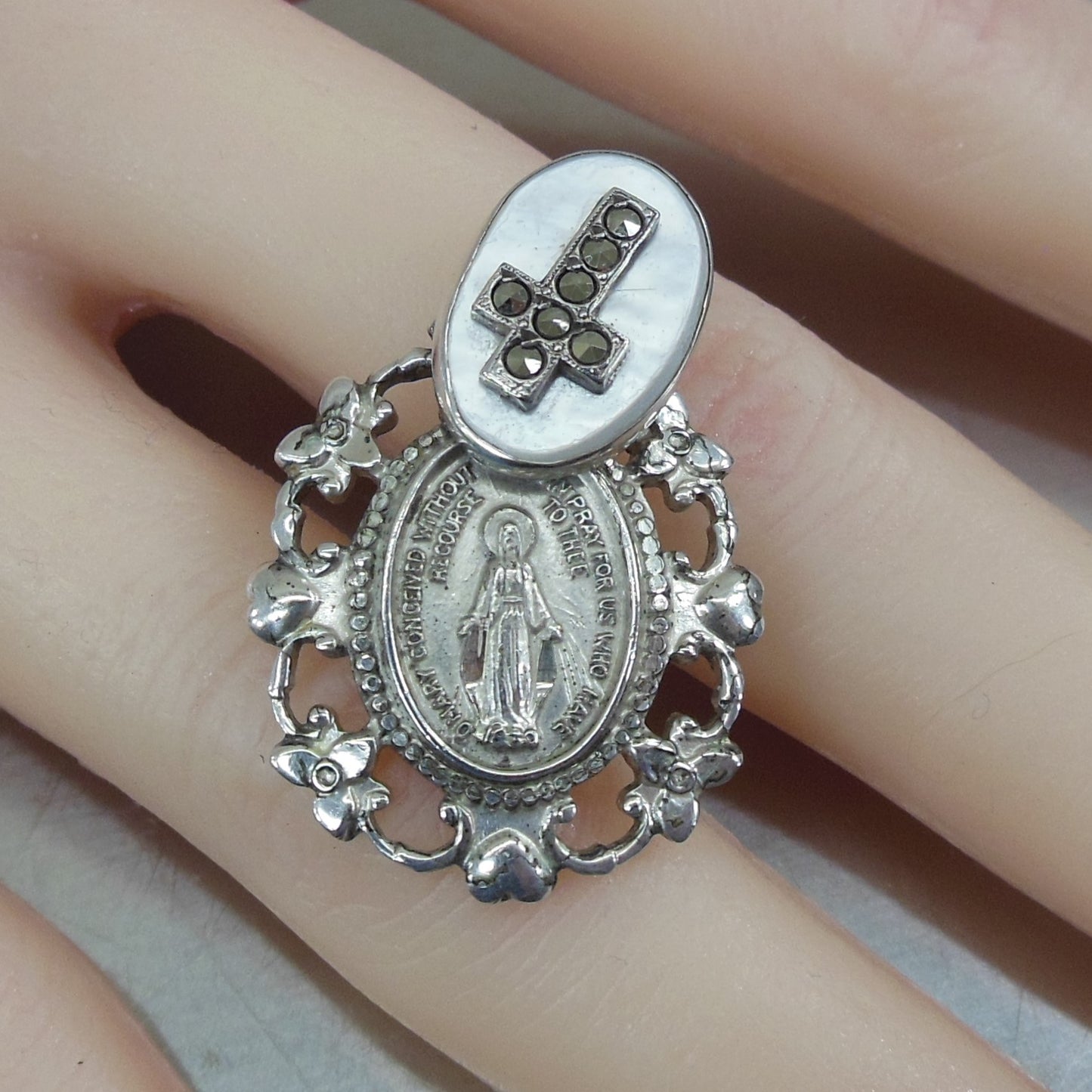 Creed Catholic Sterling Silver Hidden Madonna Pendant Hinged Swing Cross Used