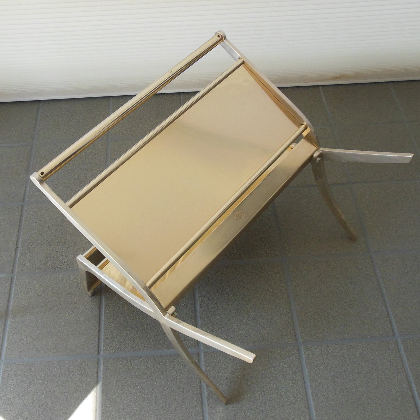 Kaymet England Rare Gold Anodized Aluminum Magazine Rack Table X Leg used