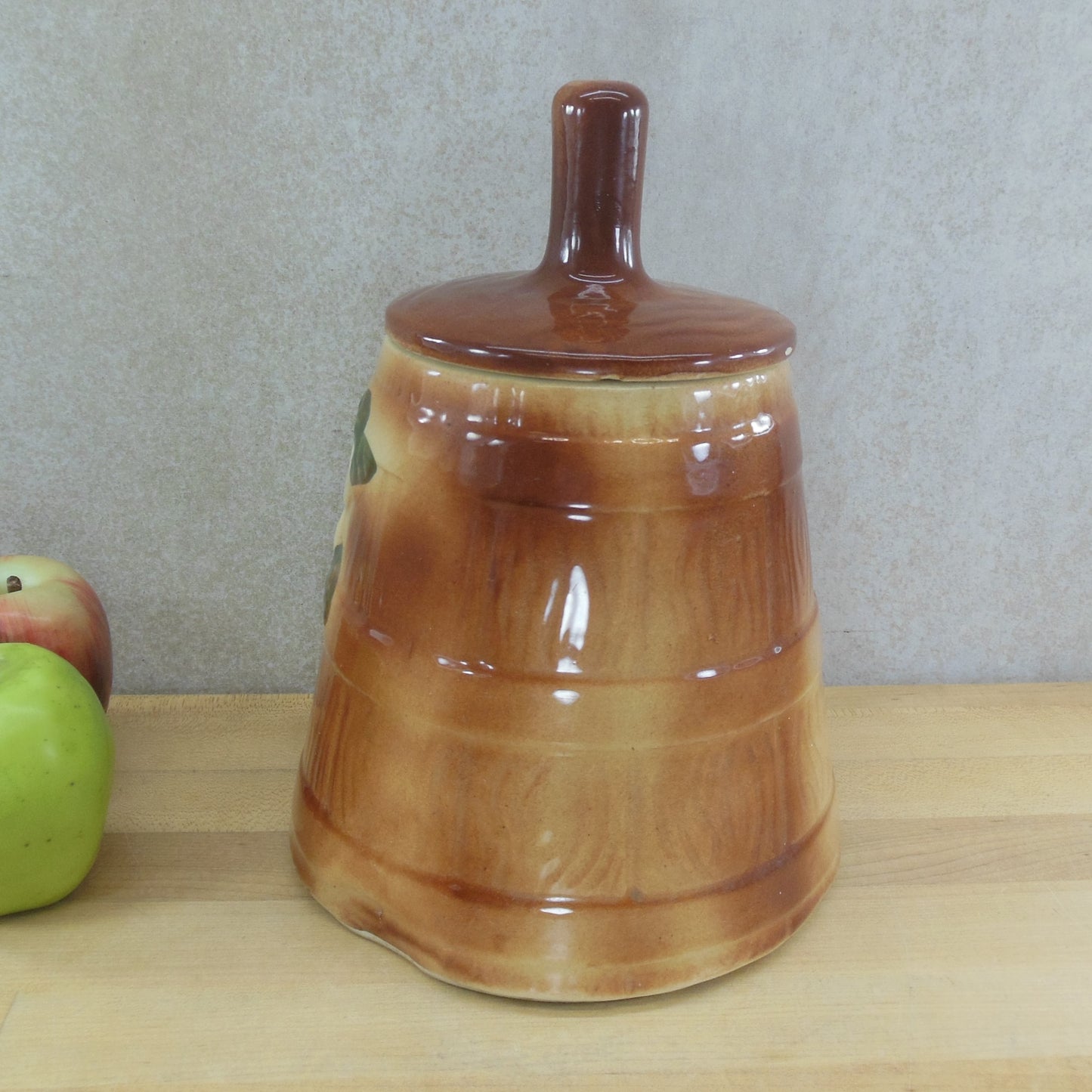 McCoy Pottery 1930's Butter Churn Cookie Jar White Yellow Flowers Brown