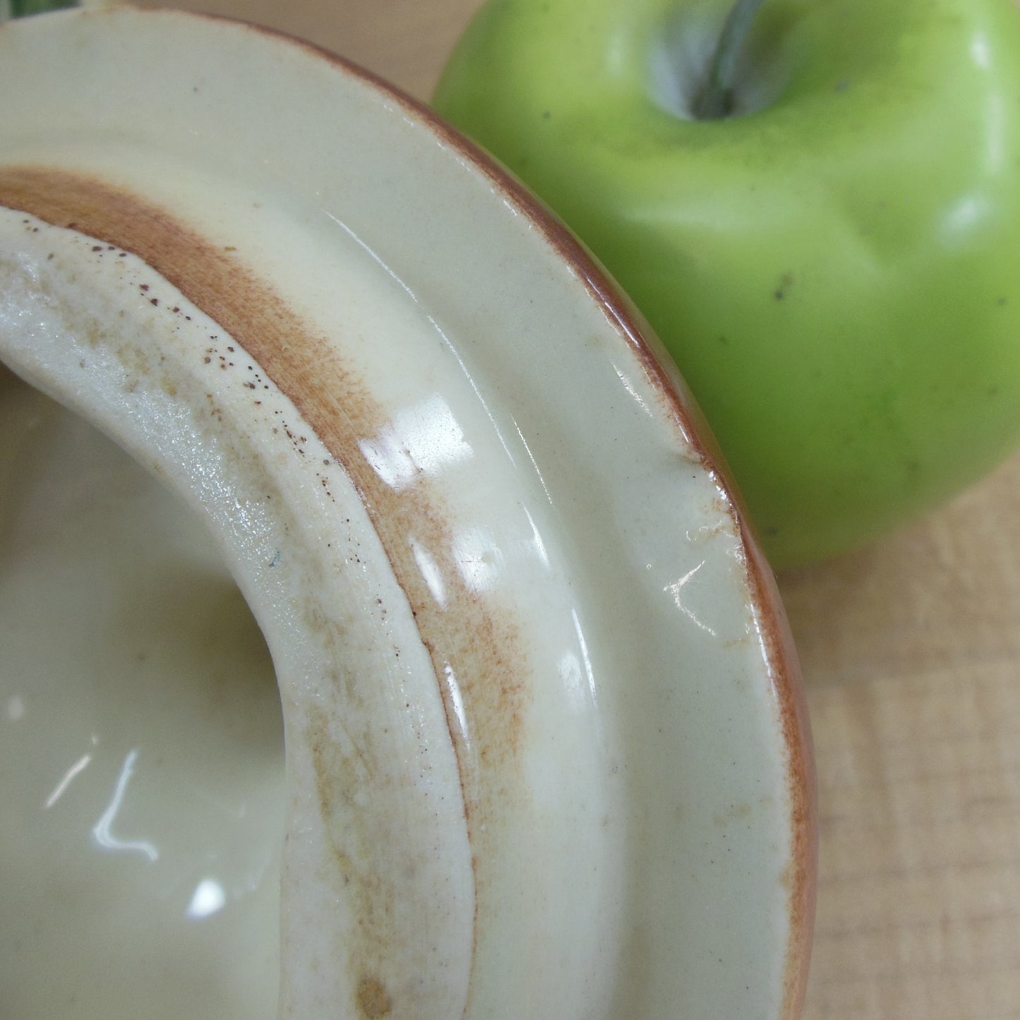 McCoy Pottery 1930's Butter Churn Cookie Jar White Yellow Flowers Lid