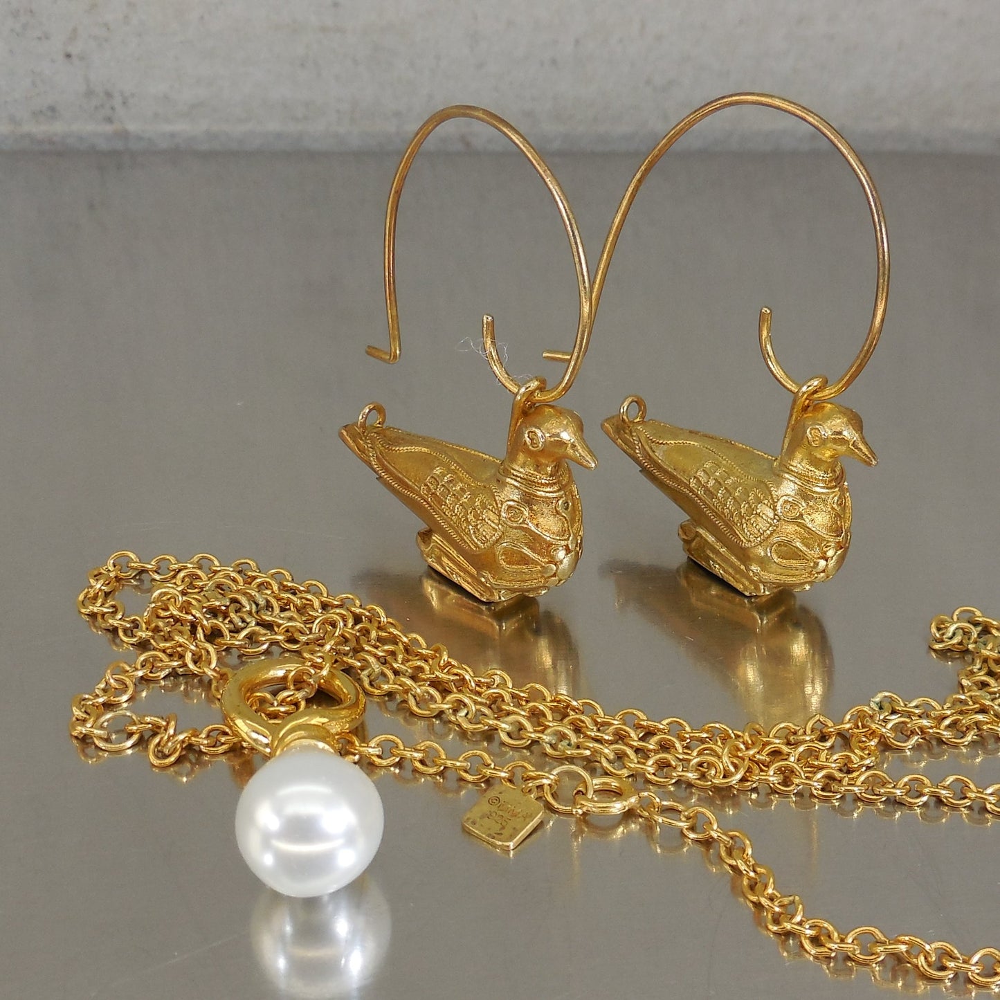 Metropolitan Museum Of Art MMA Sterling 925 Pearl Necklace Dove Earrings Signed Vintage