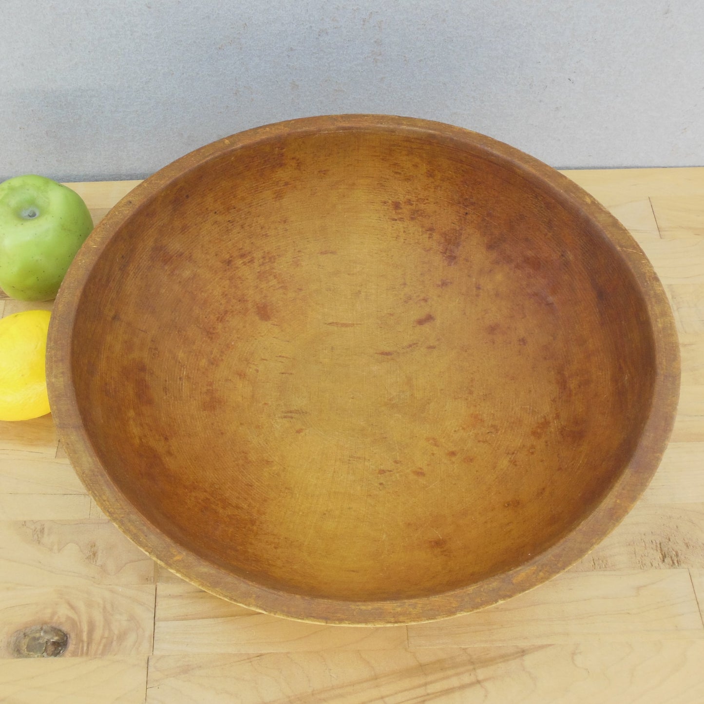 Munising Signed Maple Wood Dough Bowl 13-1/2" Vintage