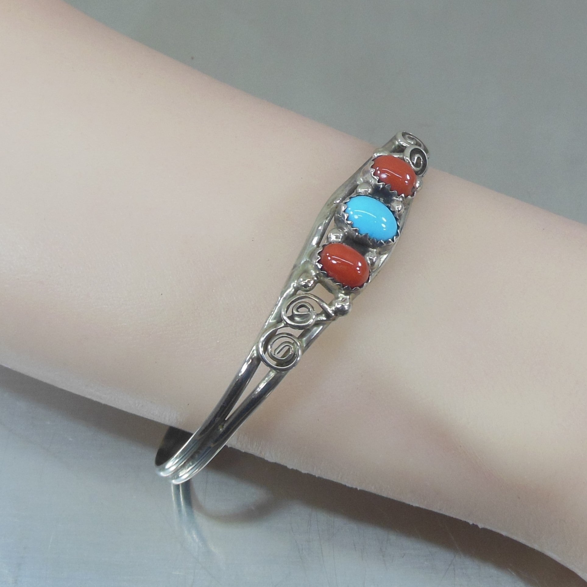 Online Vintage Sterling Silver Turquoise/Coral Cuff