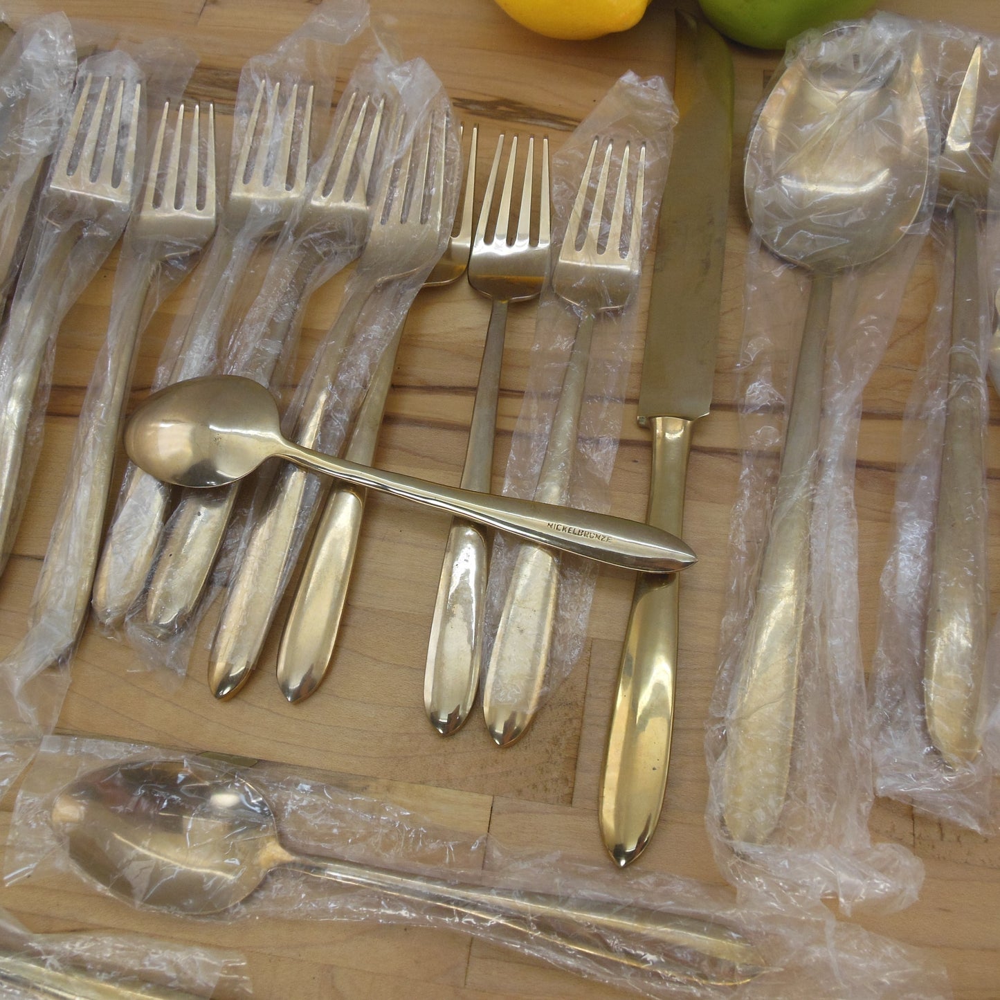 Lifetime Cutlery Stainless Grande Tradition Flatware Set 35 Pcs. NIP Vintage NOS New