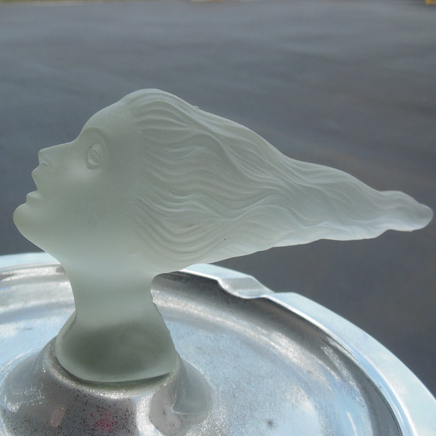 Lady Nicotine Art Deco Chrome Ashtray Frosted Glass Negbaur