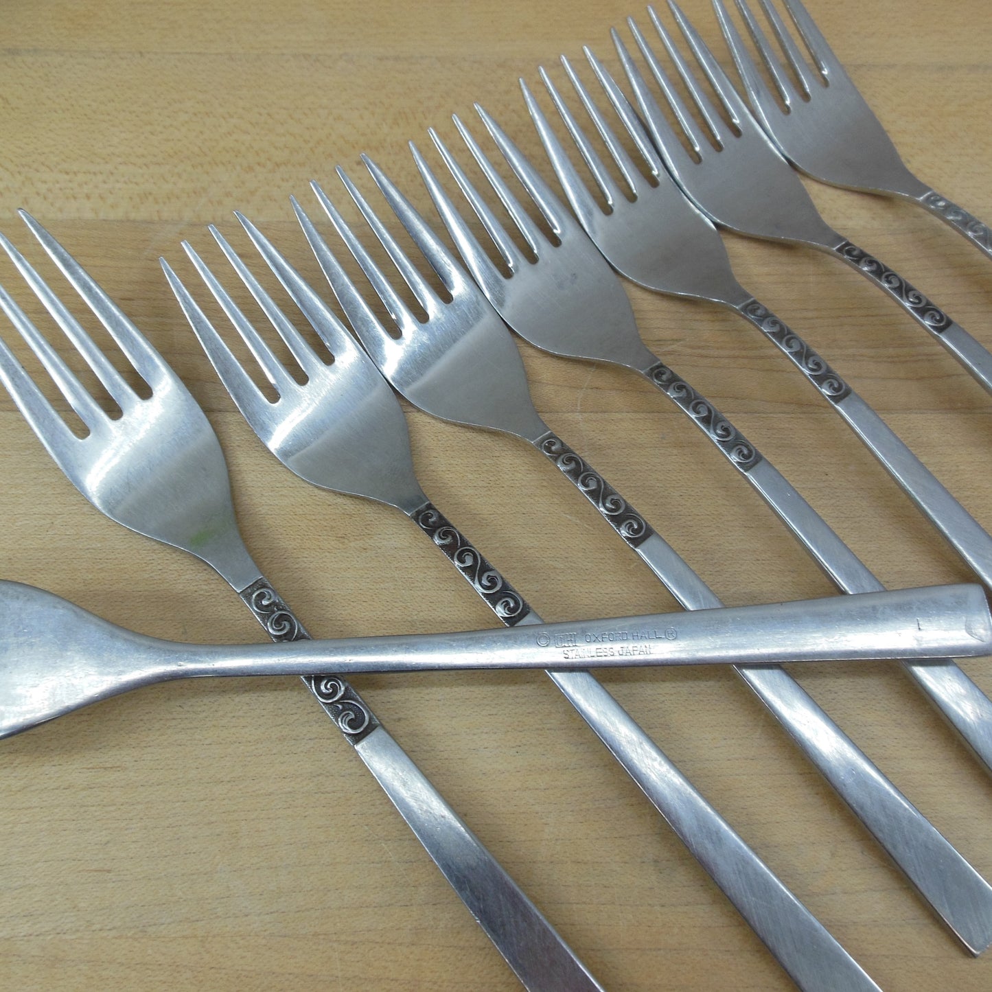 Oxford Hall Japan OXH82 Stainless Dinner Salad Forks Black Highlight Scroll used