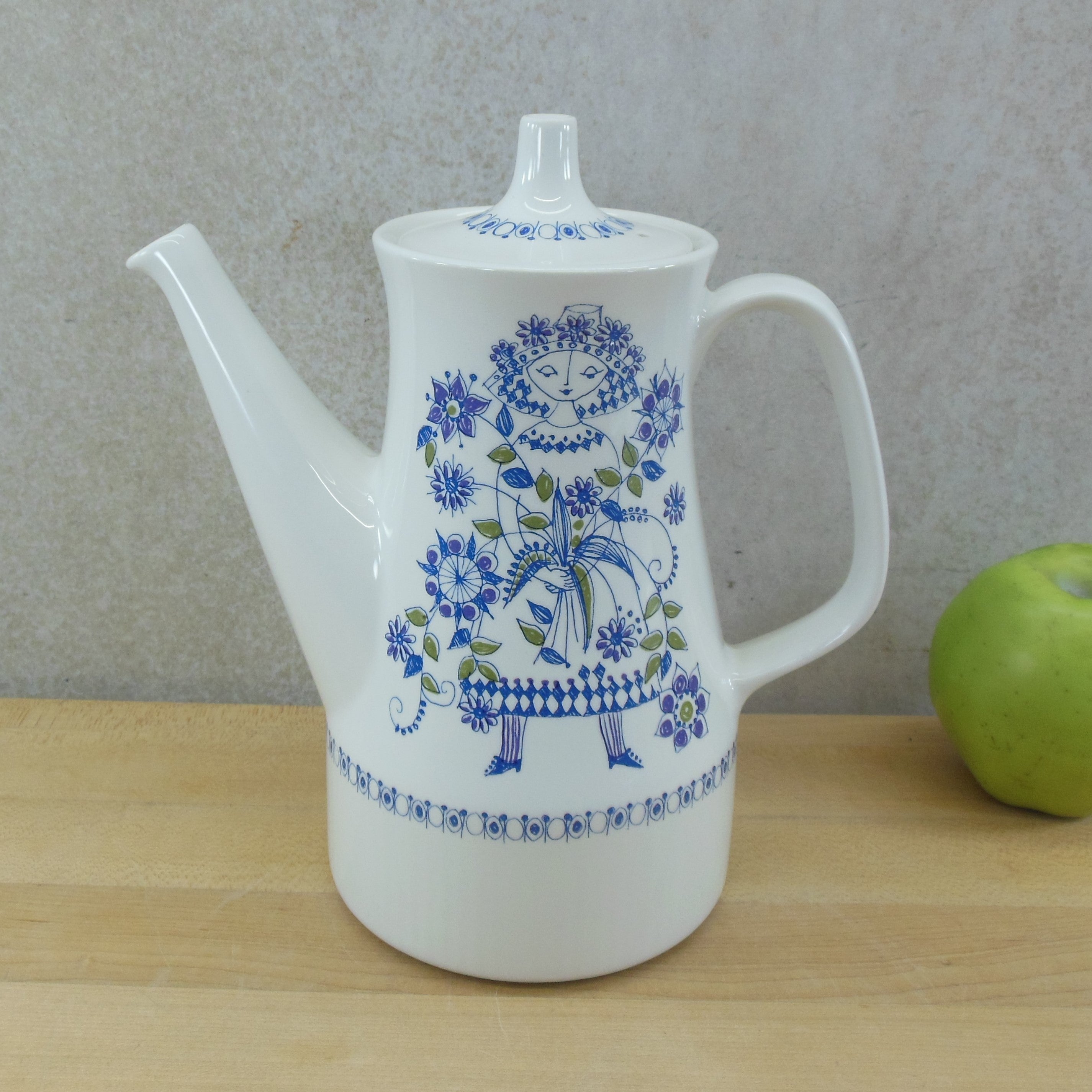 Figgjo Norway Lotte Turi Design Coffee Pot With Woman Olde Kitchen figgjo-norway-lotte-turi-design-coffee-pot-with-woman-olde-kitchen