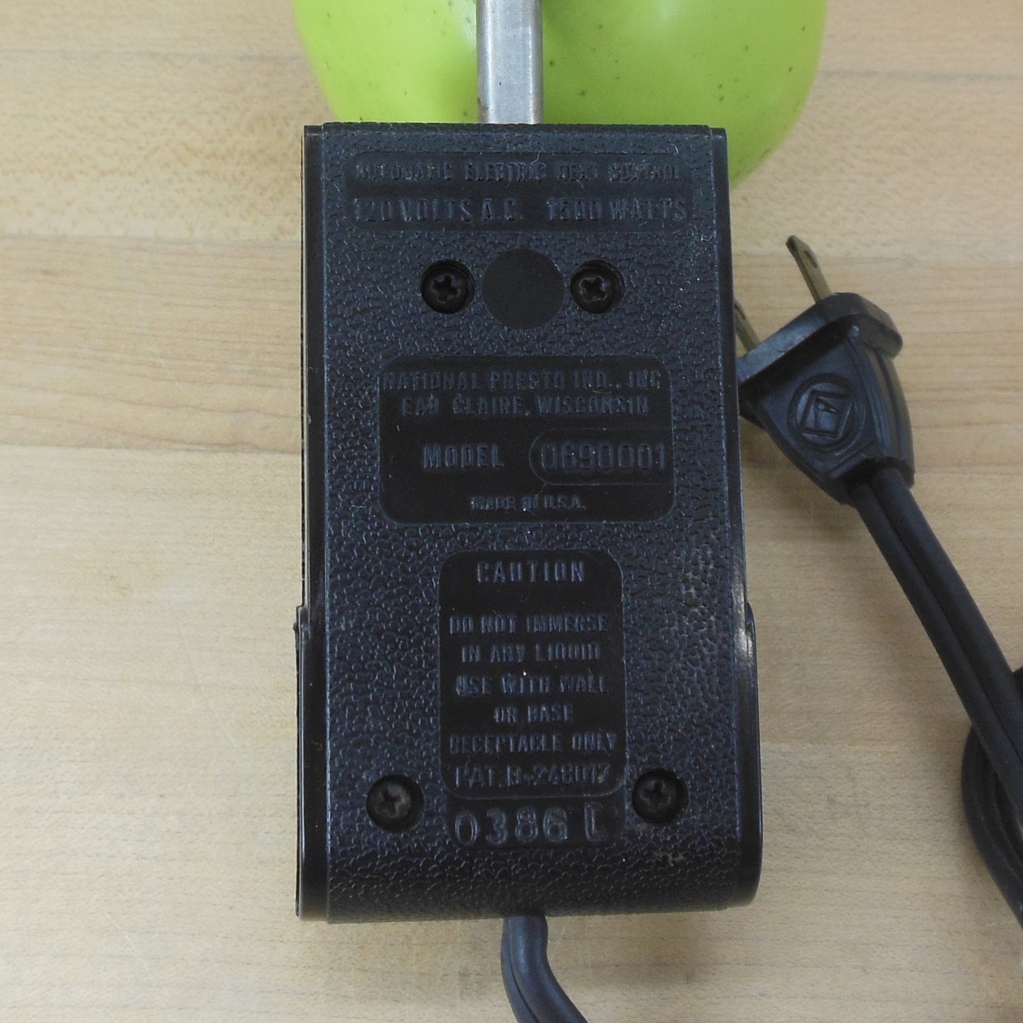 Presto 0690001 Skillet Griddle Temperature Heat Control Power Cord Probe vintage used