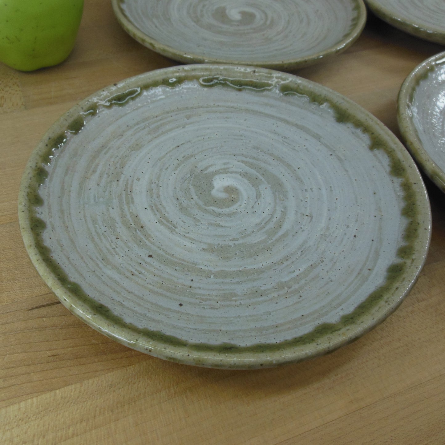 Unknown Signed Studio Pottery Salad/Dessert Plates Green White Swirl Asian Japanese