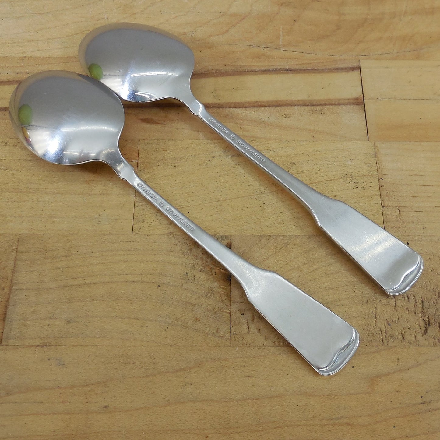 Oneida Heritage Cube American Colonial Stainless Flatware - 2 Place/Soup Spoons Vintage