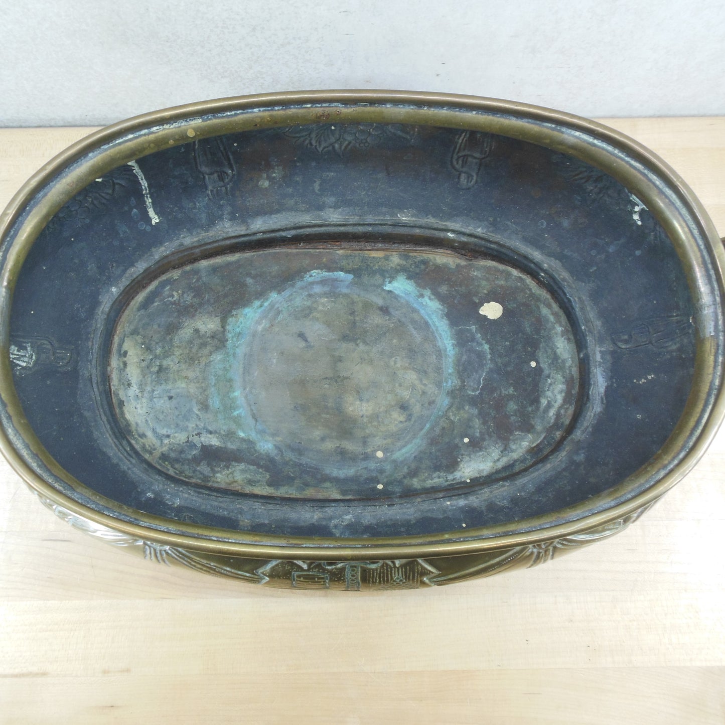 Antique English Repousse Brass Oval Planter Jardiniere & Carved Balls Seeds Gourds interior