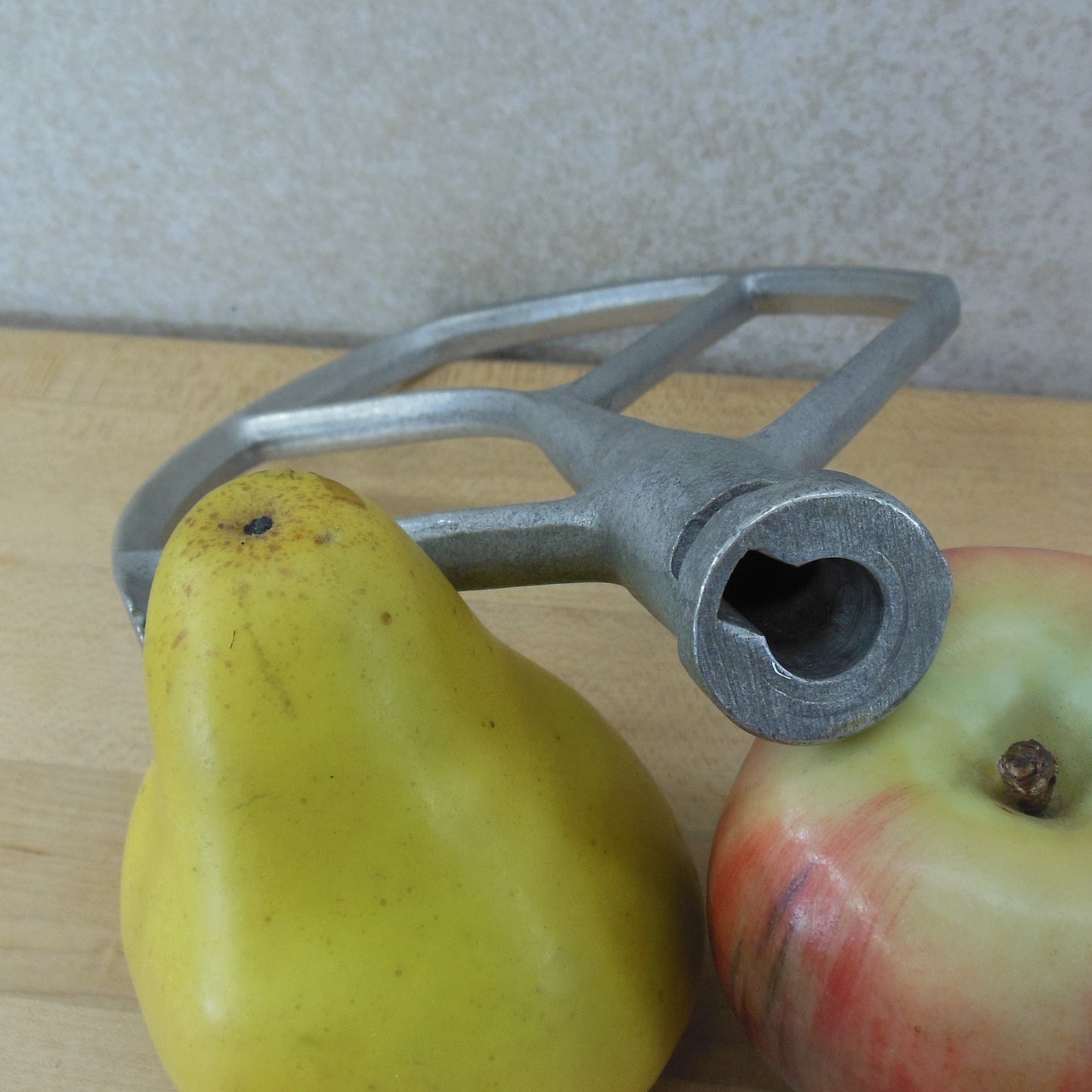 KItchenAid Stand Mixer Aluminum Metal Paddle Beater Attachment 7-3/8" used