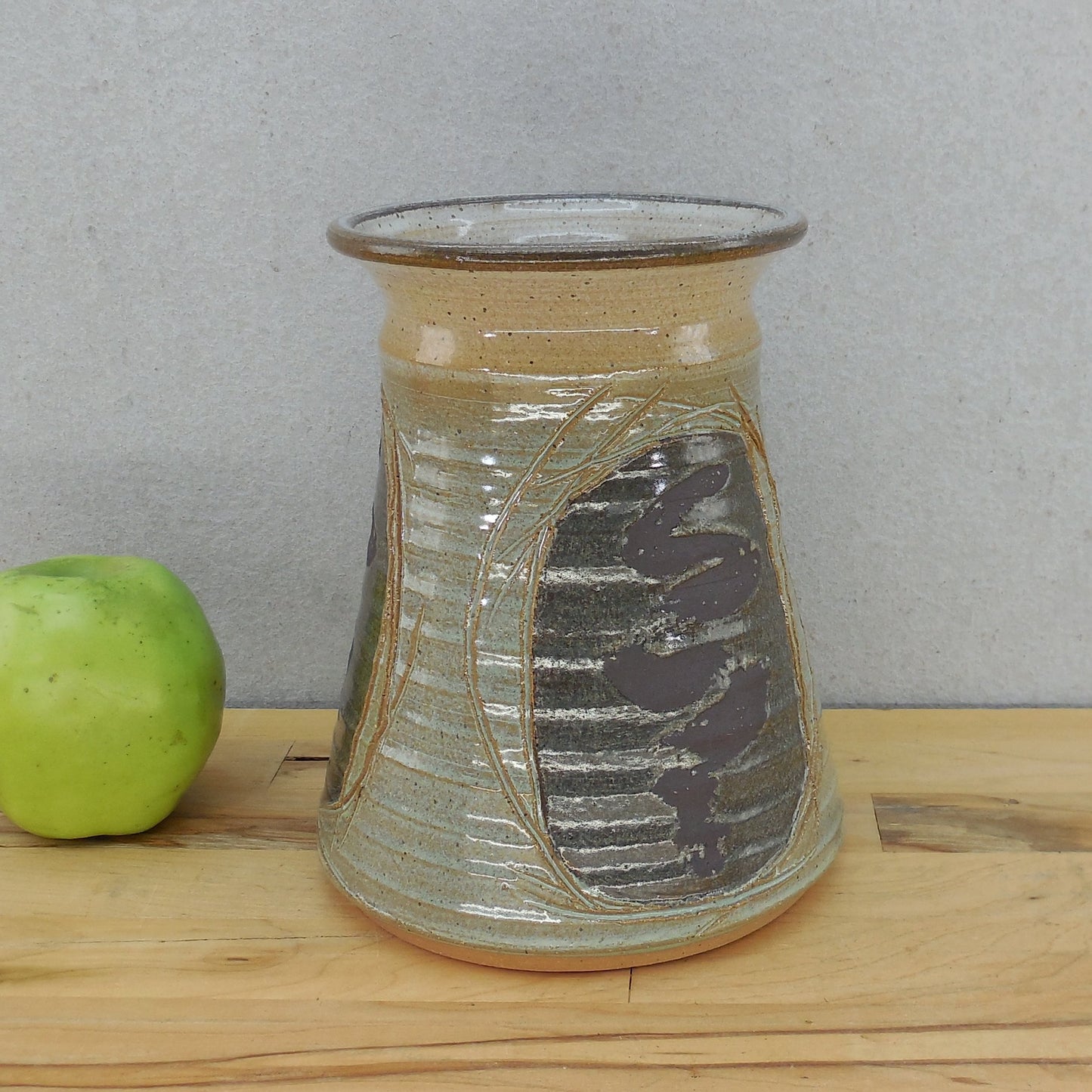 Rynolds Signed Studio Pottery Vase Utensil Holder Conical