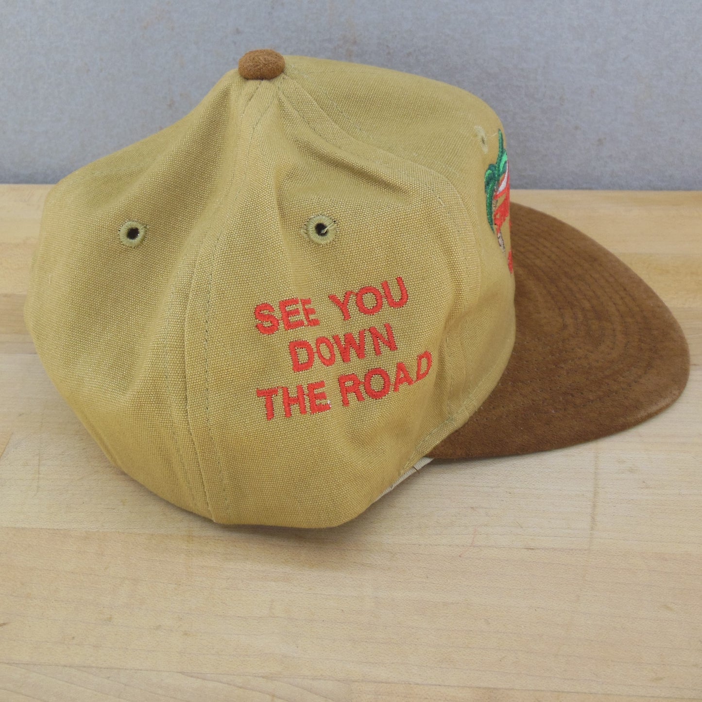 Show Peoples's Winter Quarters Sarasota FL Cap Hat - Tan Red NOS New
