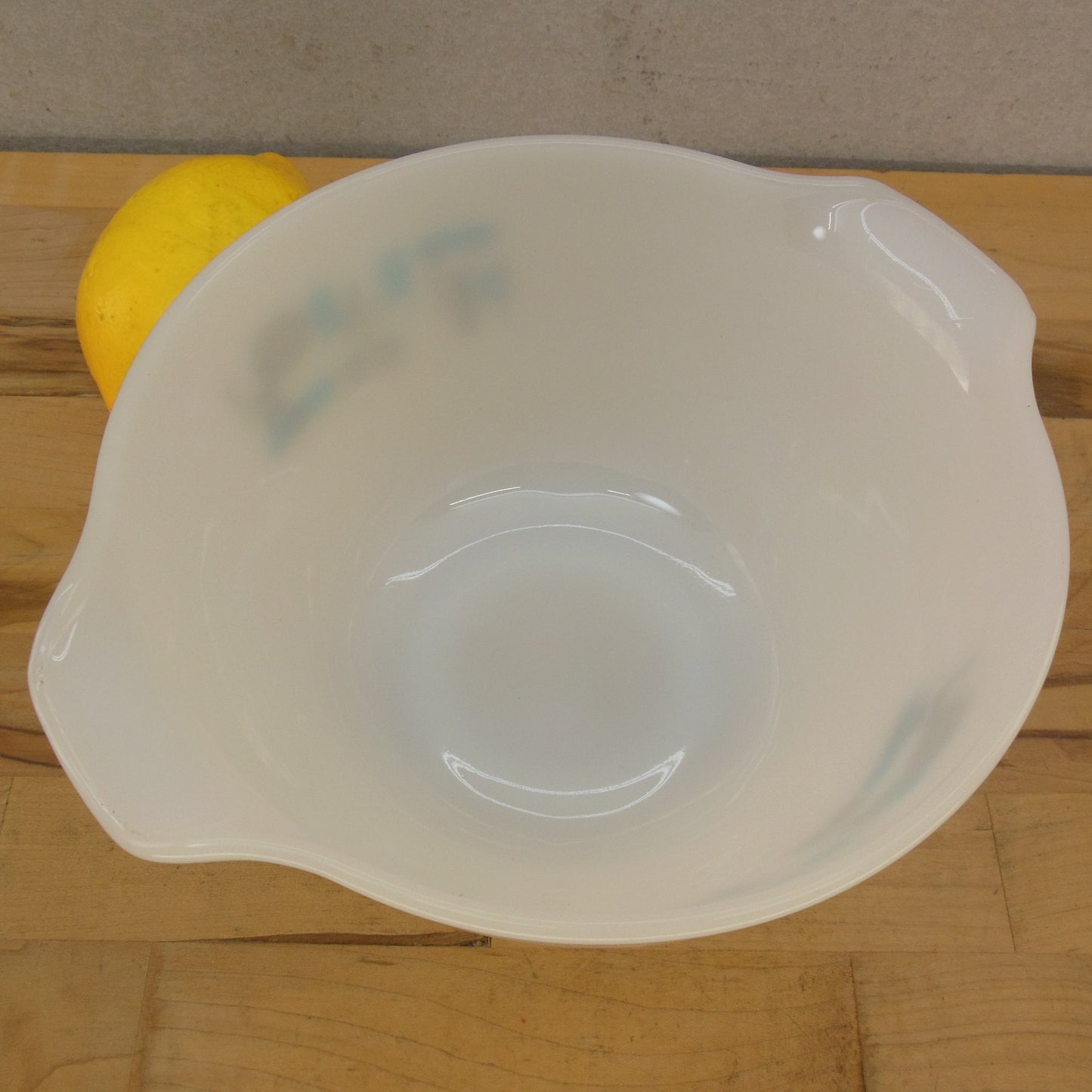 Royal Mar-Crest Blue Heaven #10 Mixing Bowl 7-3/8" Fire King Vintage