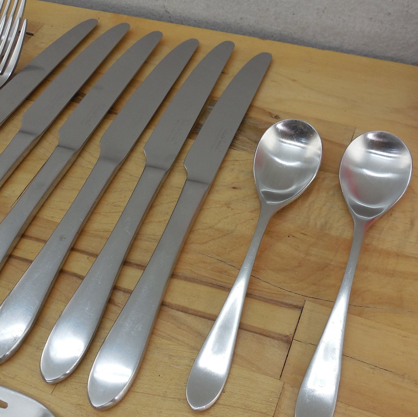 Robert Welch Meridian 18/10 Stainless Satin Flatware 23 Lot Teaspoon