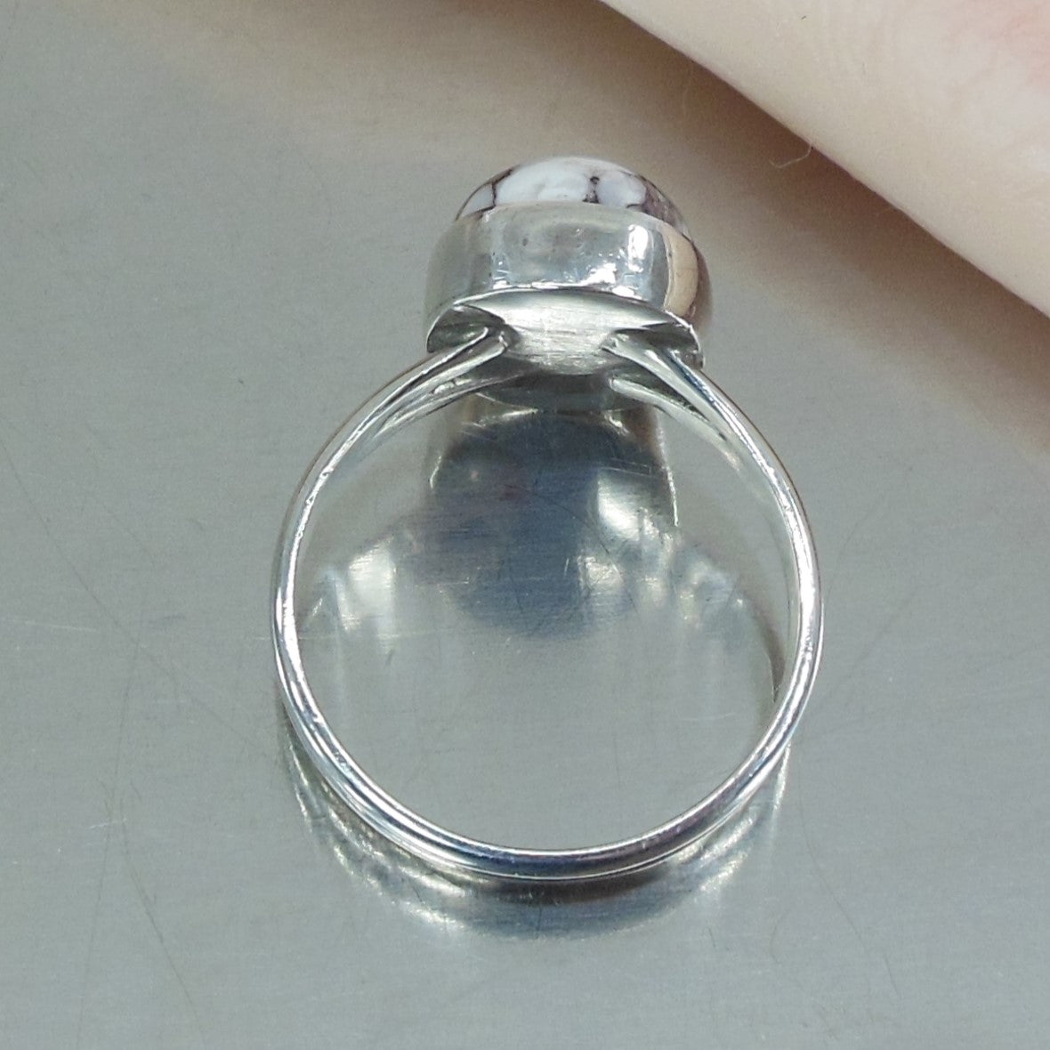 Shirley Henry Navajo Sterling Silver White Buffalo? Turquoise Ring Size 8.25 used