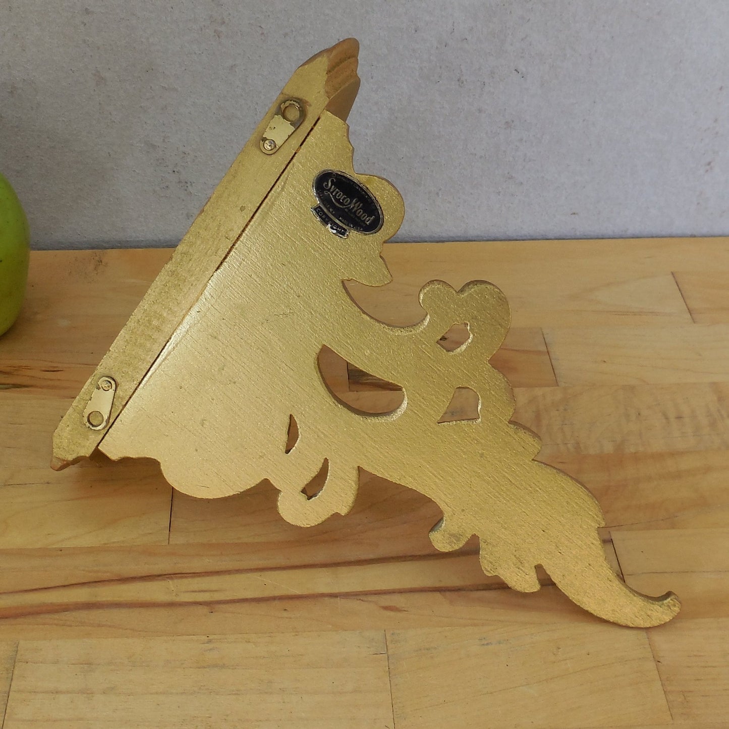 1962 Syroco USA MCM Hollywood Regency Ornate Gold Wall Shelf Sconce Used