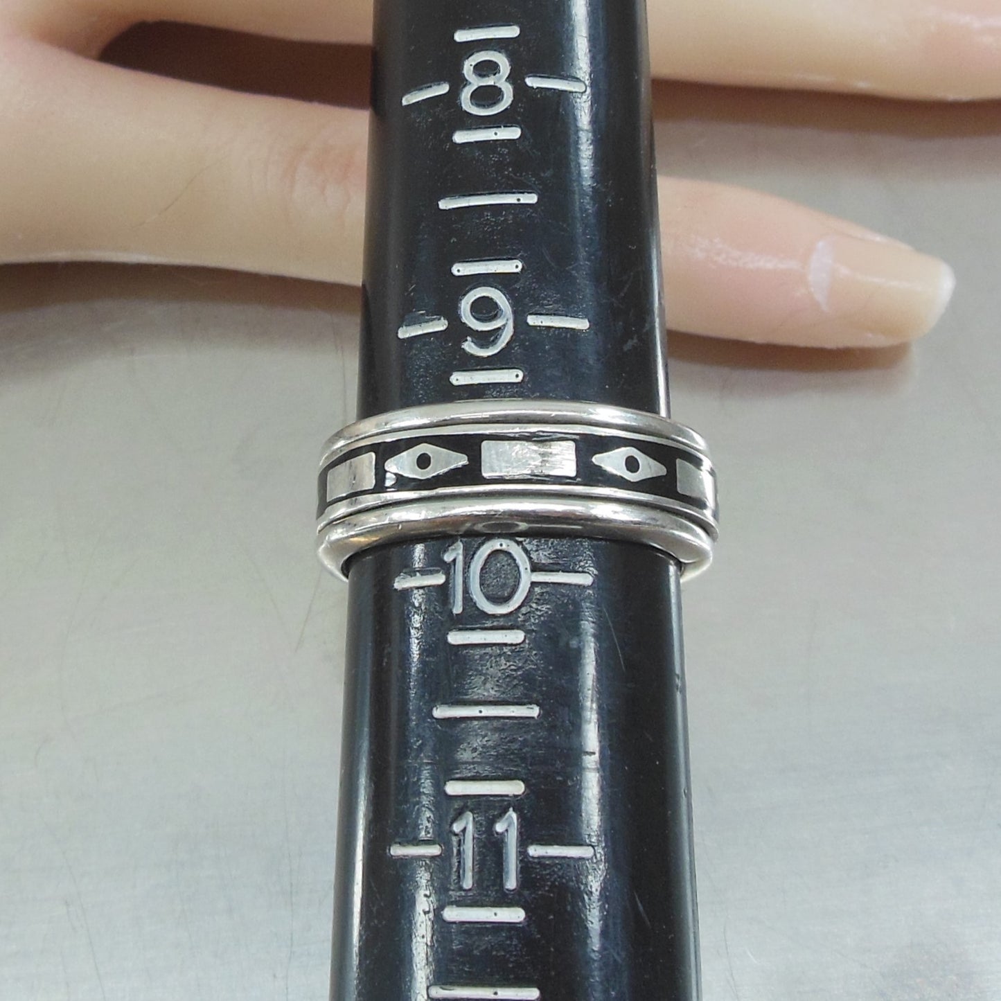 Southwest Design Sterling 925 Spinner Ring Black Enamel Size 9.75 Rotating