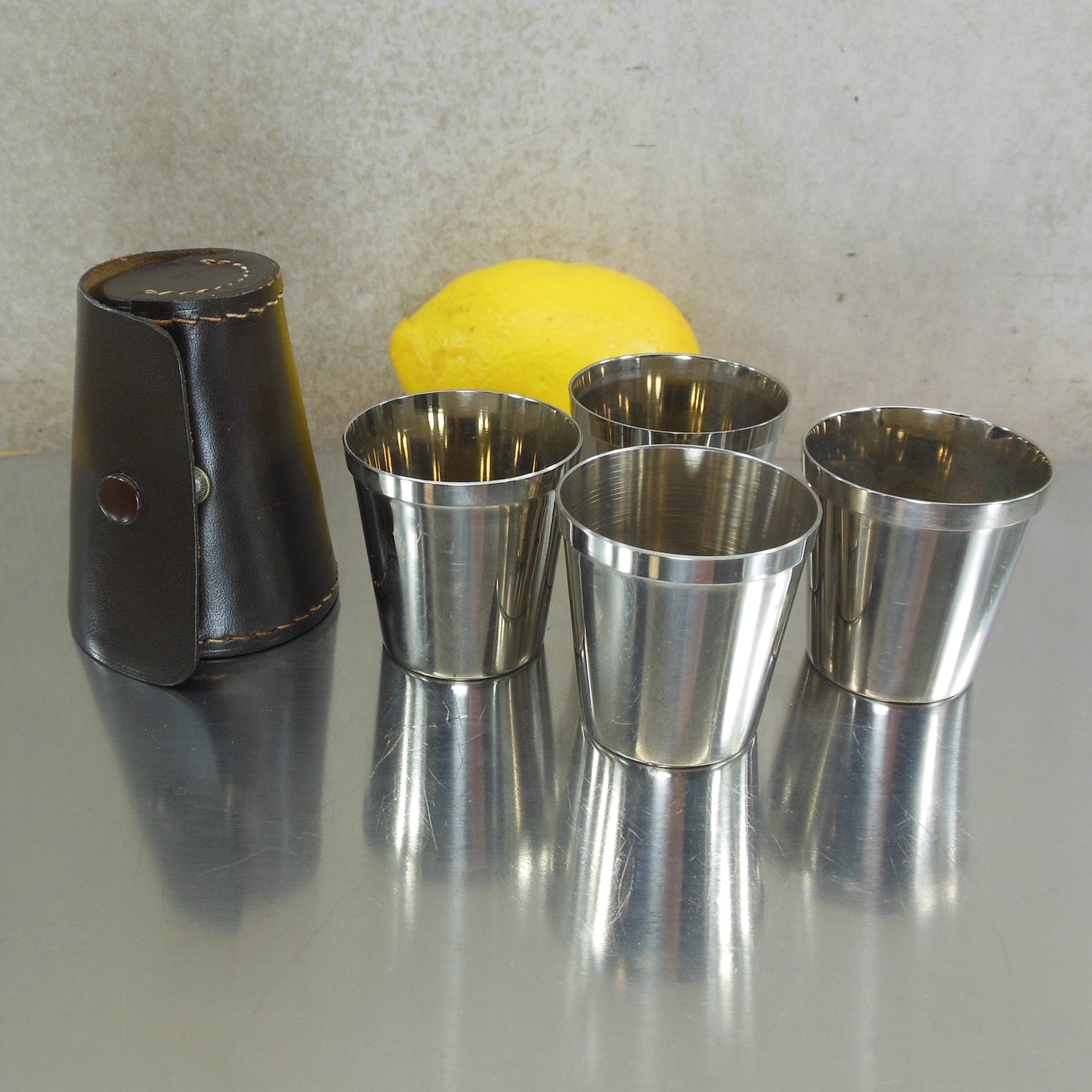 Herz Germany Silver Metal Nesting Shot Glass Set Leather Case