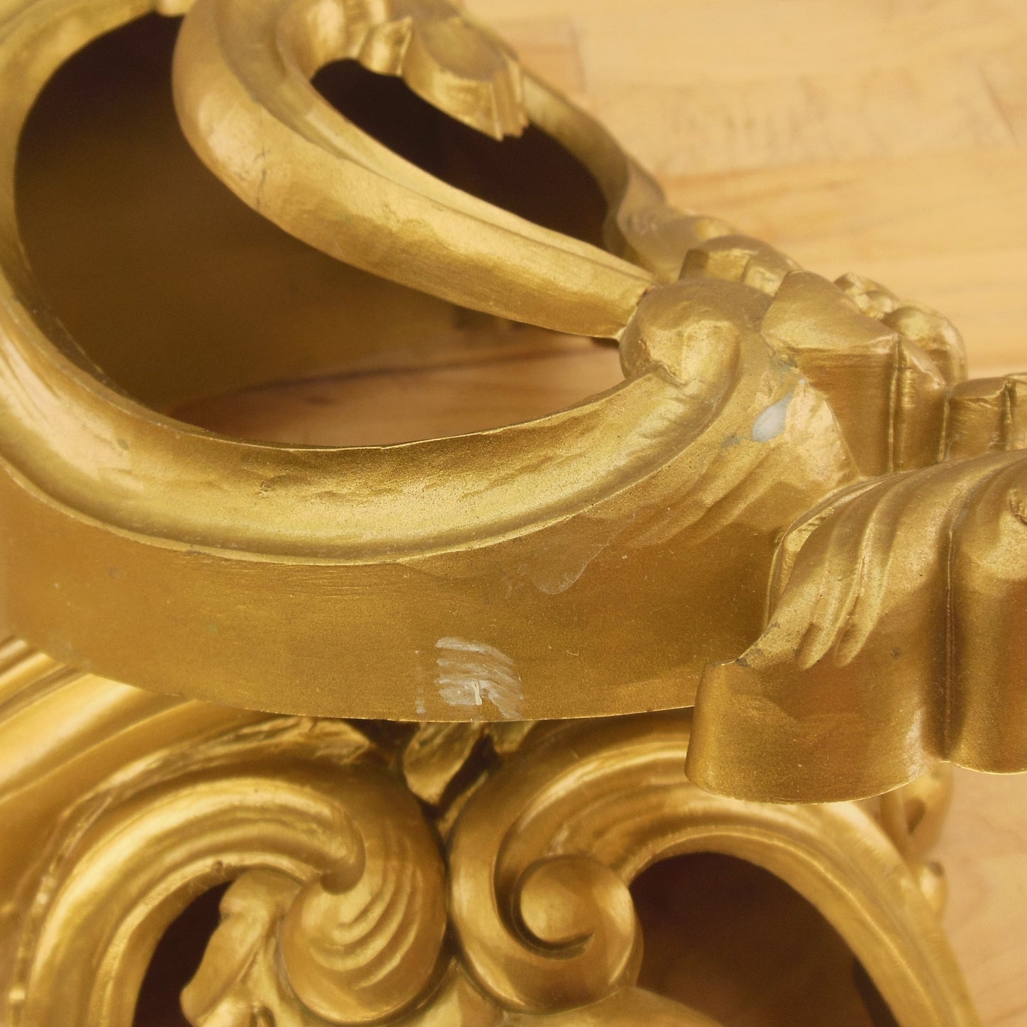 1970 Syroco USA 3507 MCM Hollywood Regency Ornate Gold Wall Shelves Set of 4 paint loss
