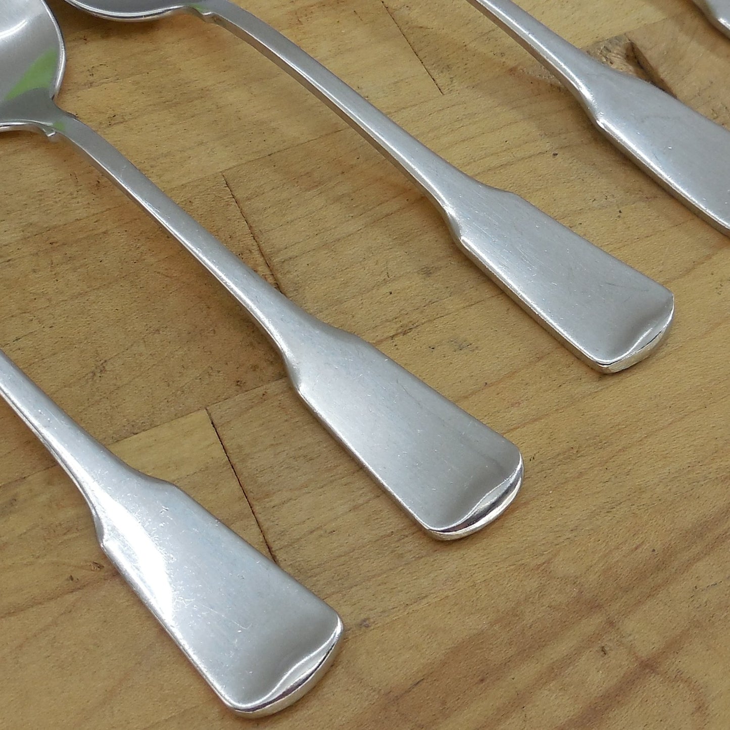 Oneida Heritage Cube American Colonial Stainless Flatware - 6 Teaspoons Used
