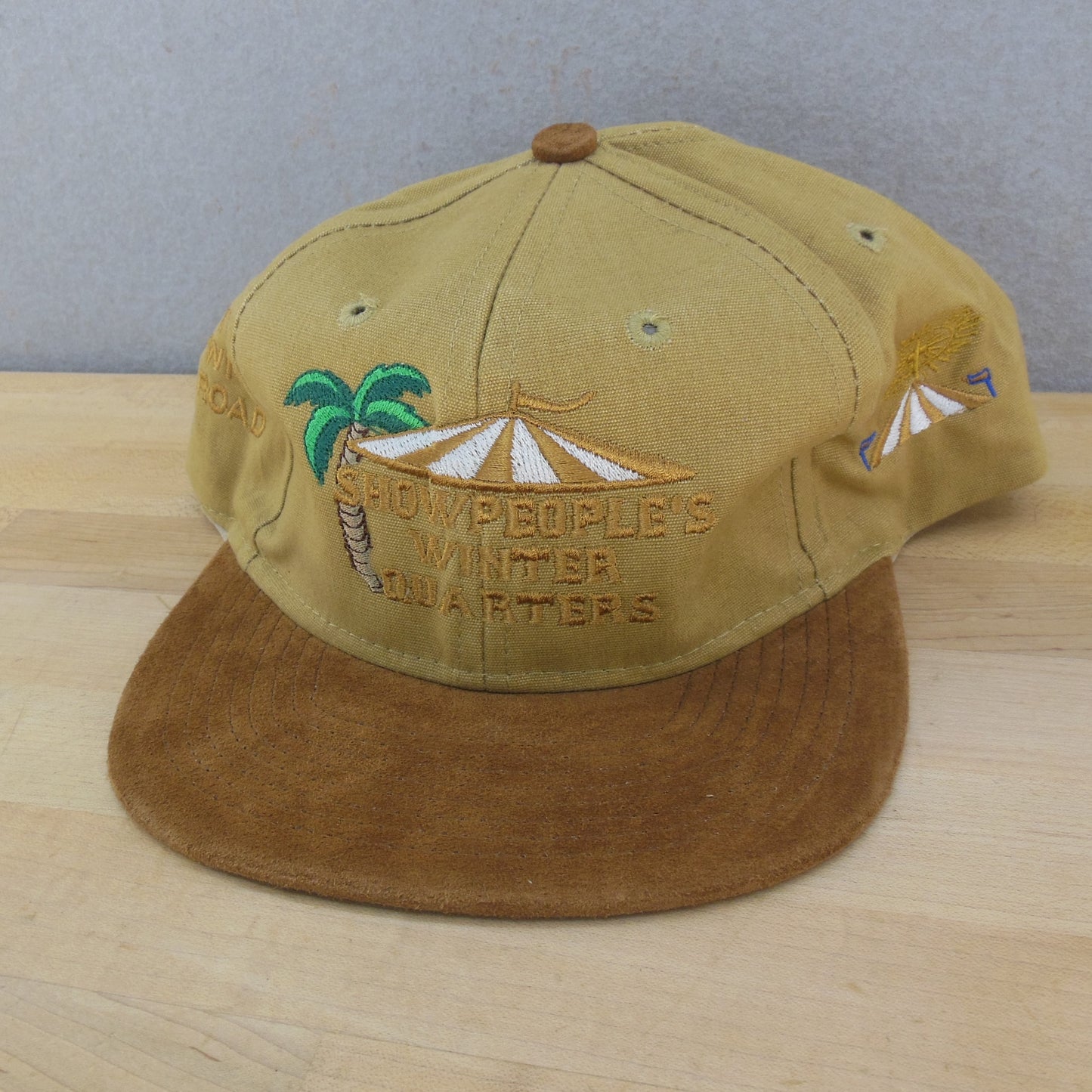 Show Peoples's Winter Quarters Sarasota FL Cap Hat - Tan Red NOS