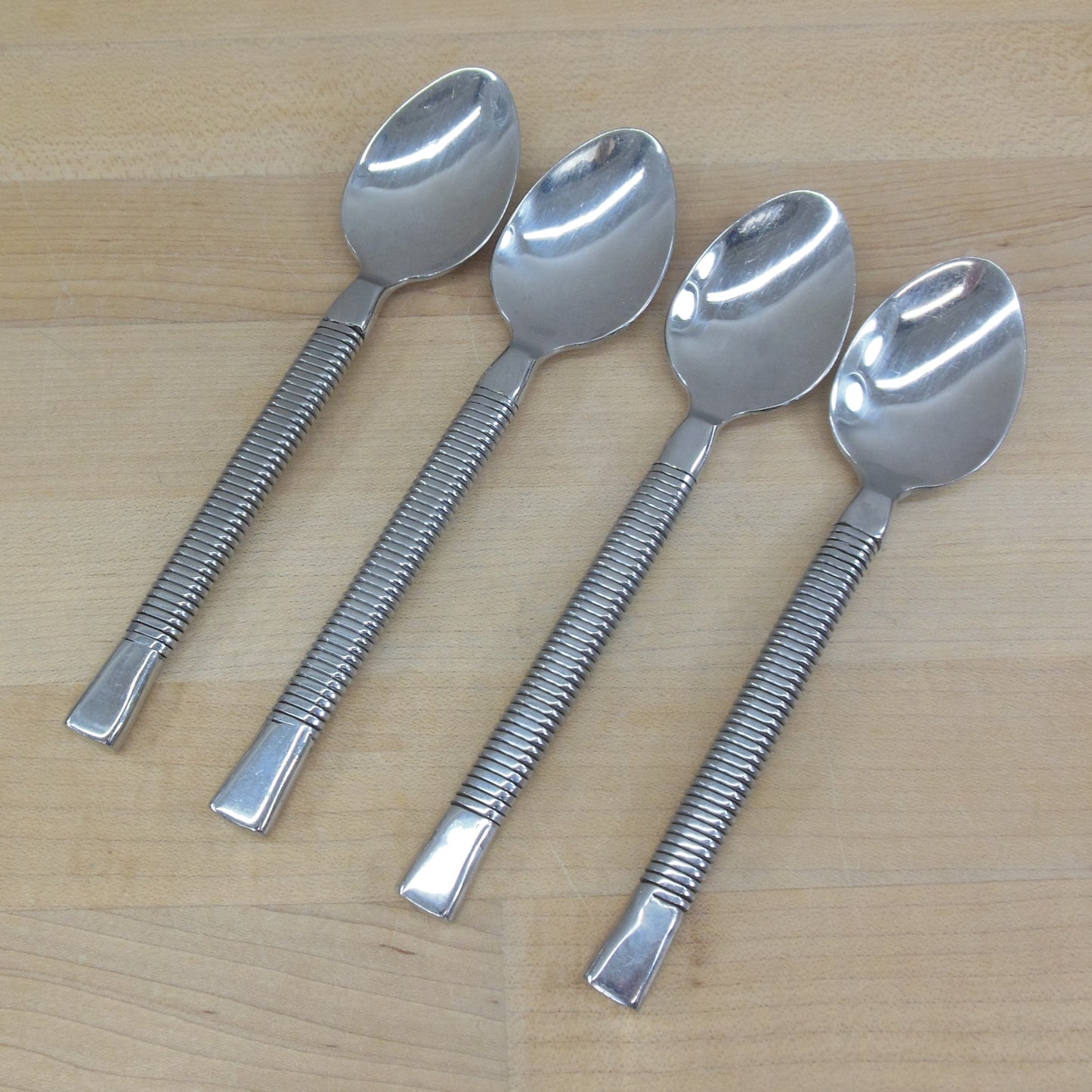 Retroneu Latitudes Stainless Steel Flatware - Teaspoons 4 Set